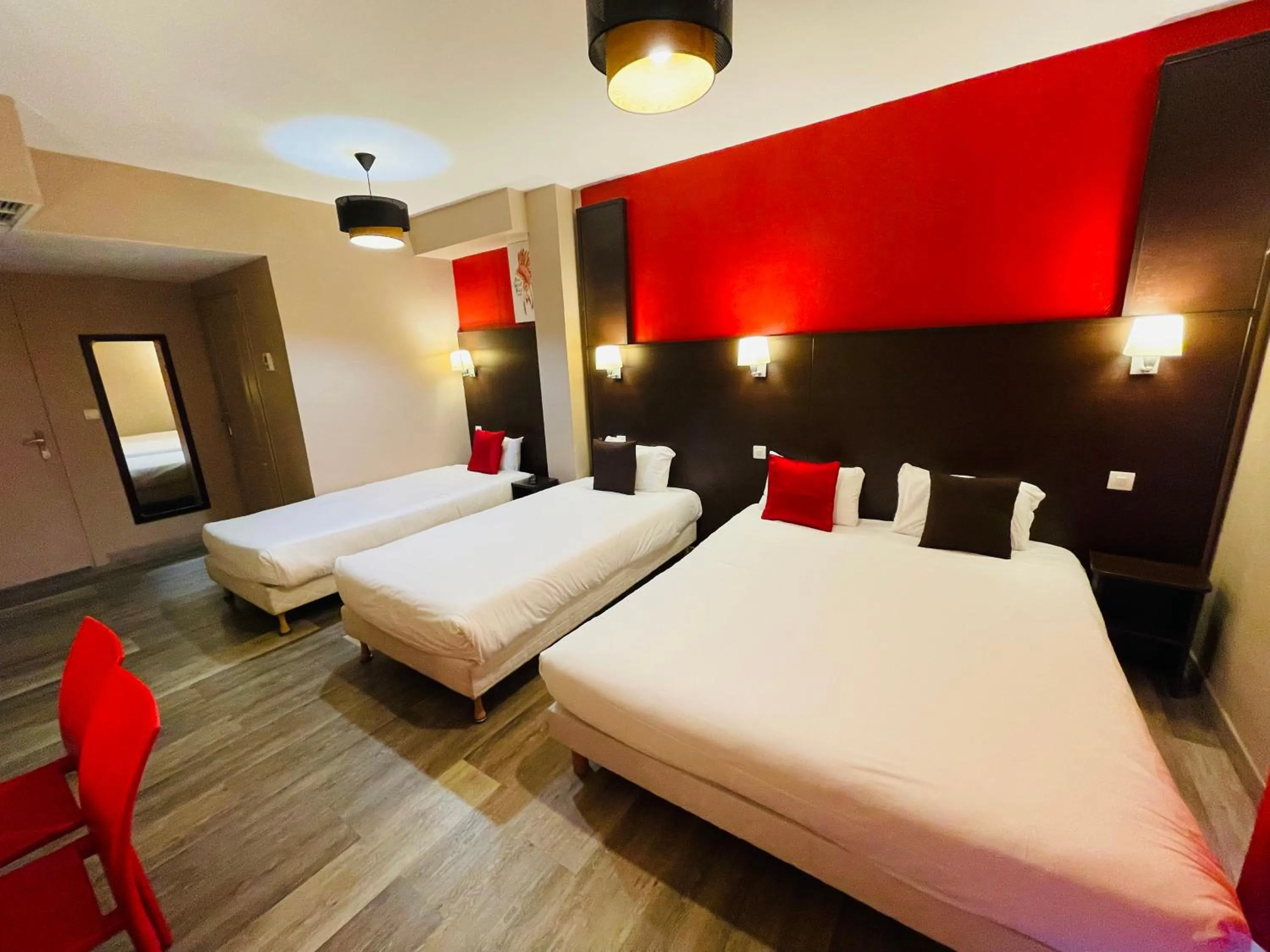 Bed in Hôtel Restaurant Kyriad Direct DIJON NORD - Zenith - Toison d'Or