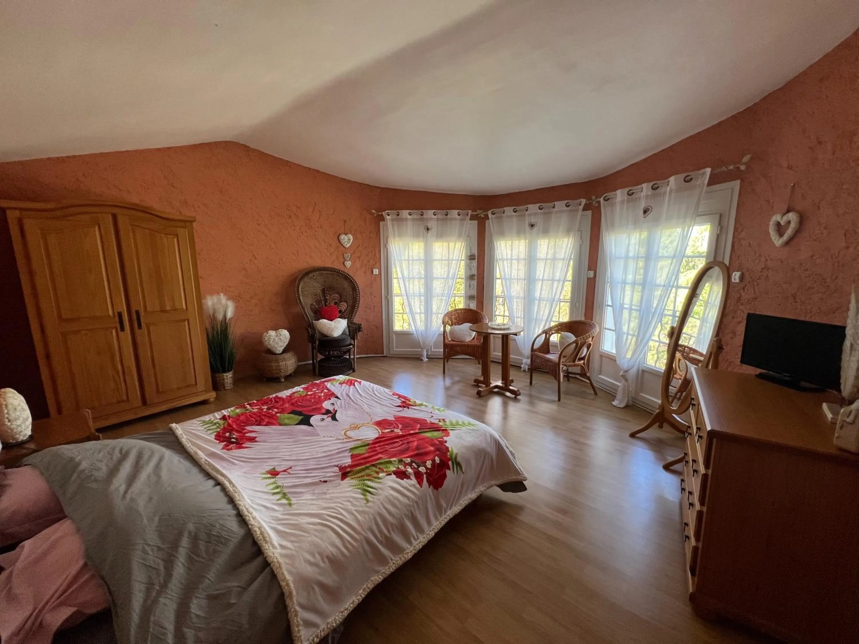 Bed in Bastide du Bonheur Saint Donat