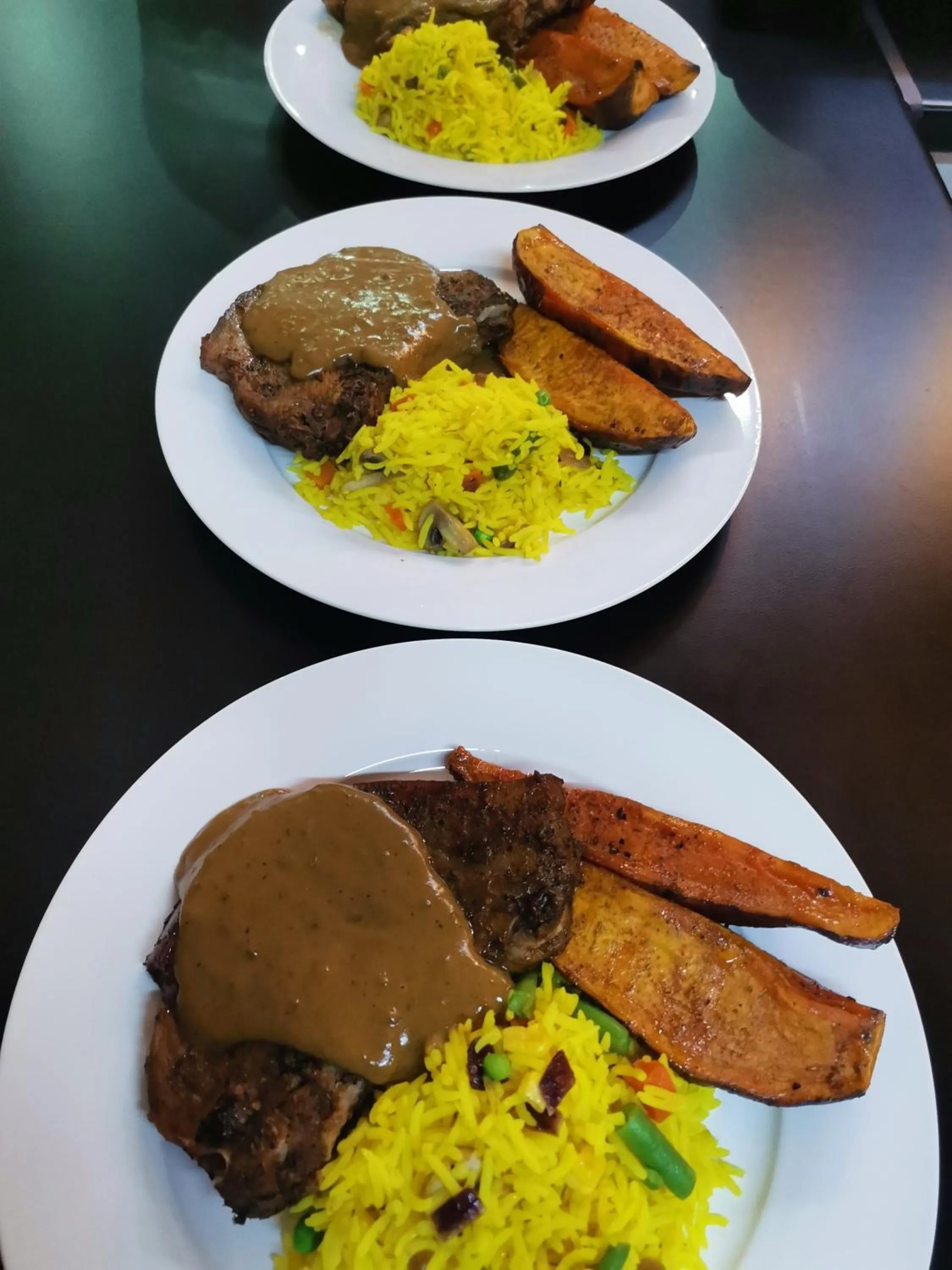 Dinner in Lavender Lane