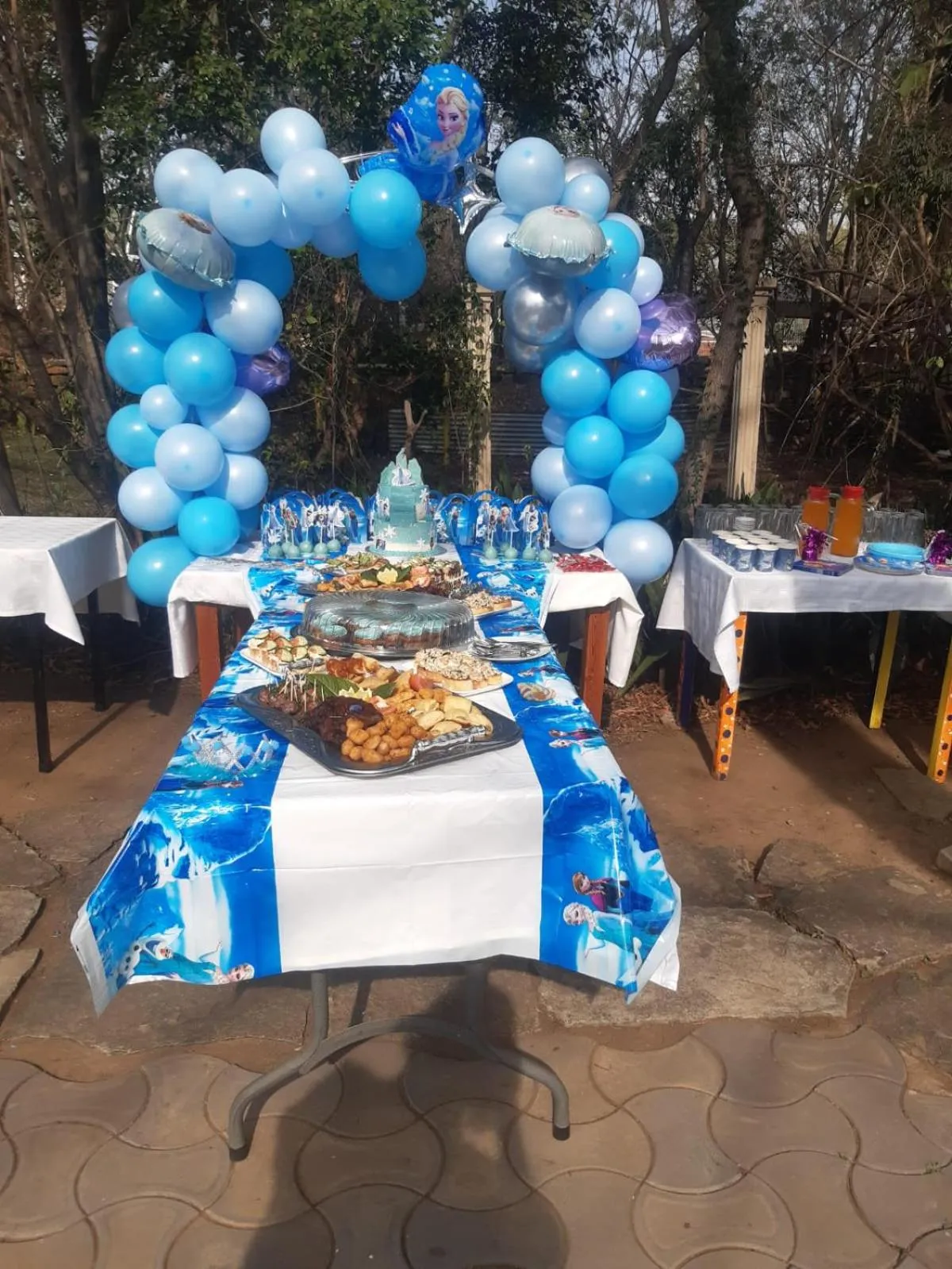 Restaurant/places to eat in Lavender Lane