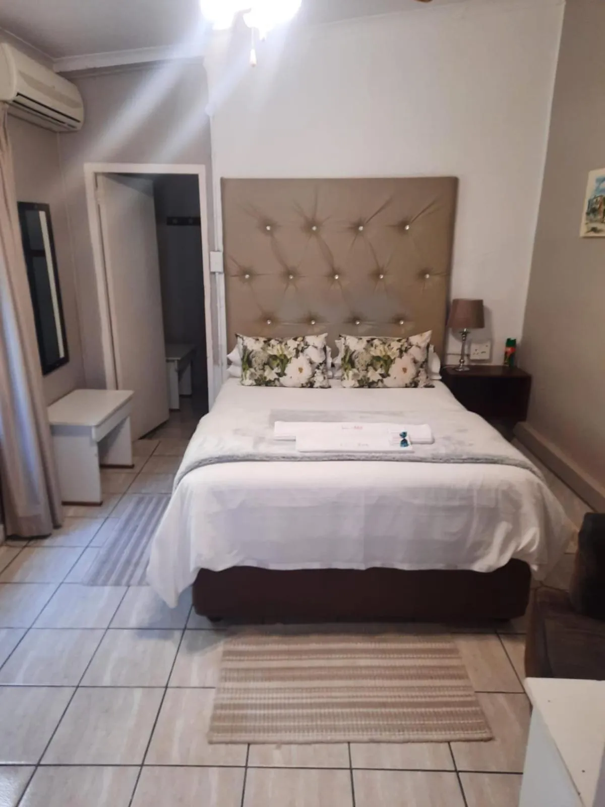 Bed in Lavender Lane