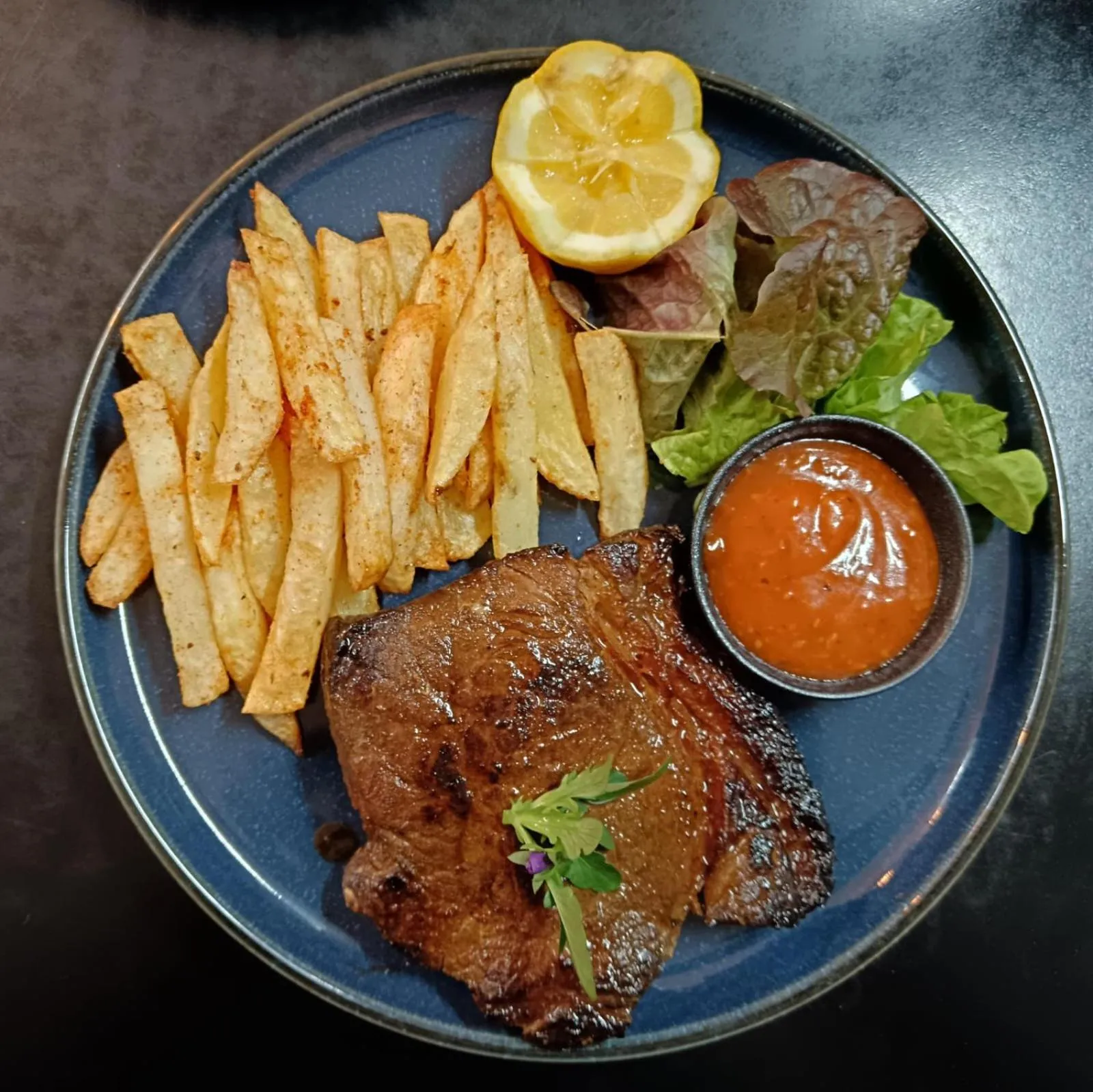 Restaurant/places to eat in Lavender Lane