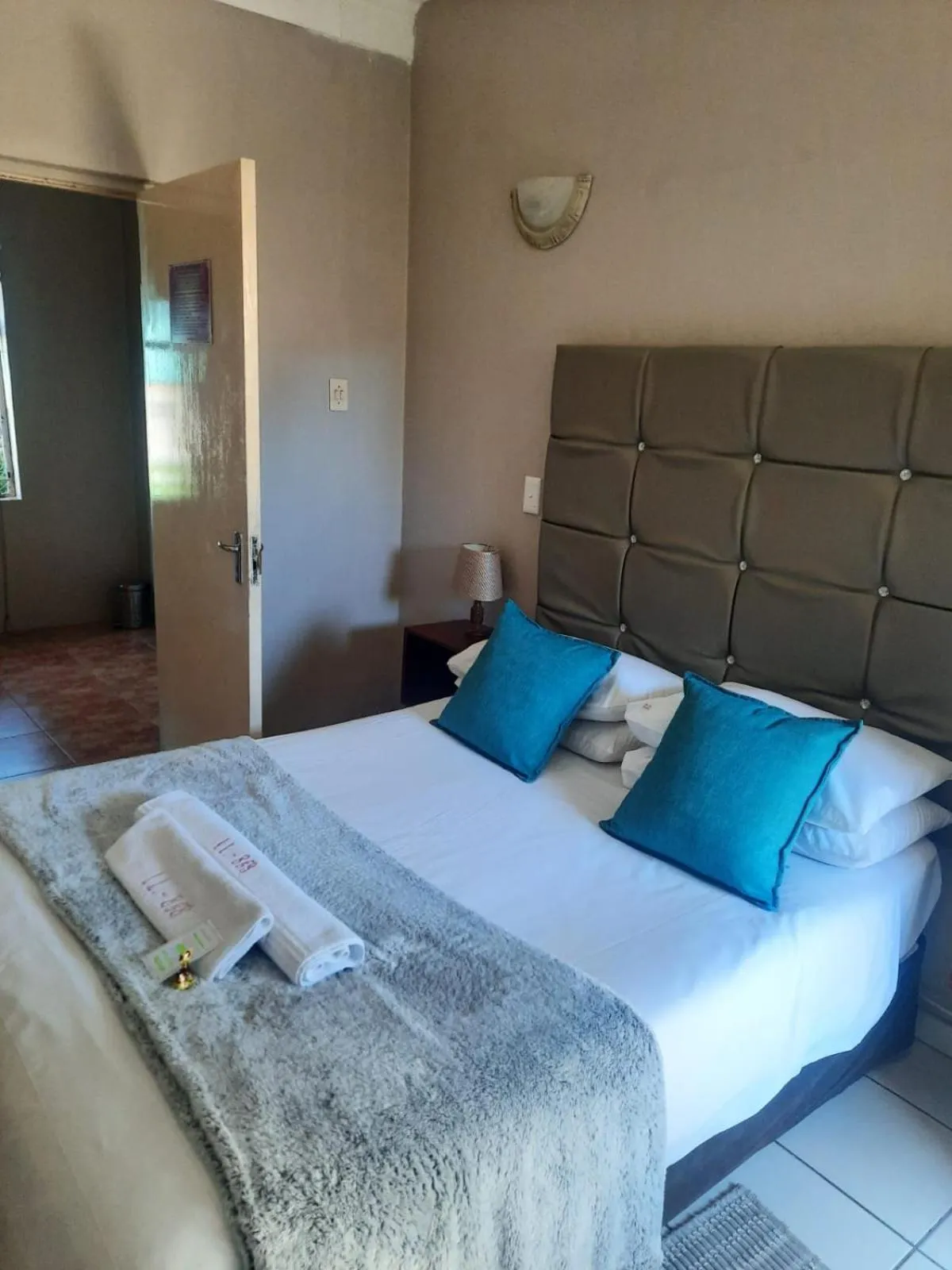 Bed in Lavender Lane