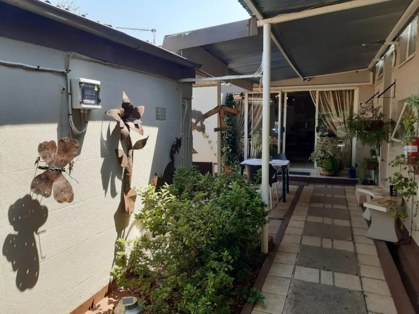 Garden view in Lavender Lane