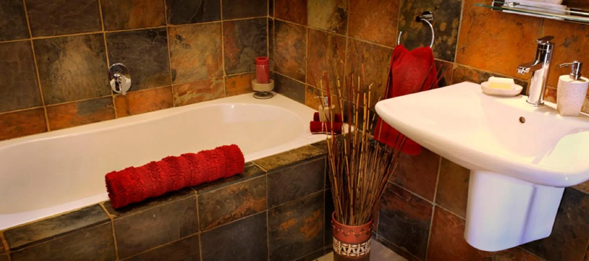 Bathroom in African Breeze Guesthouse