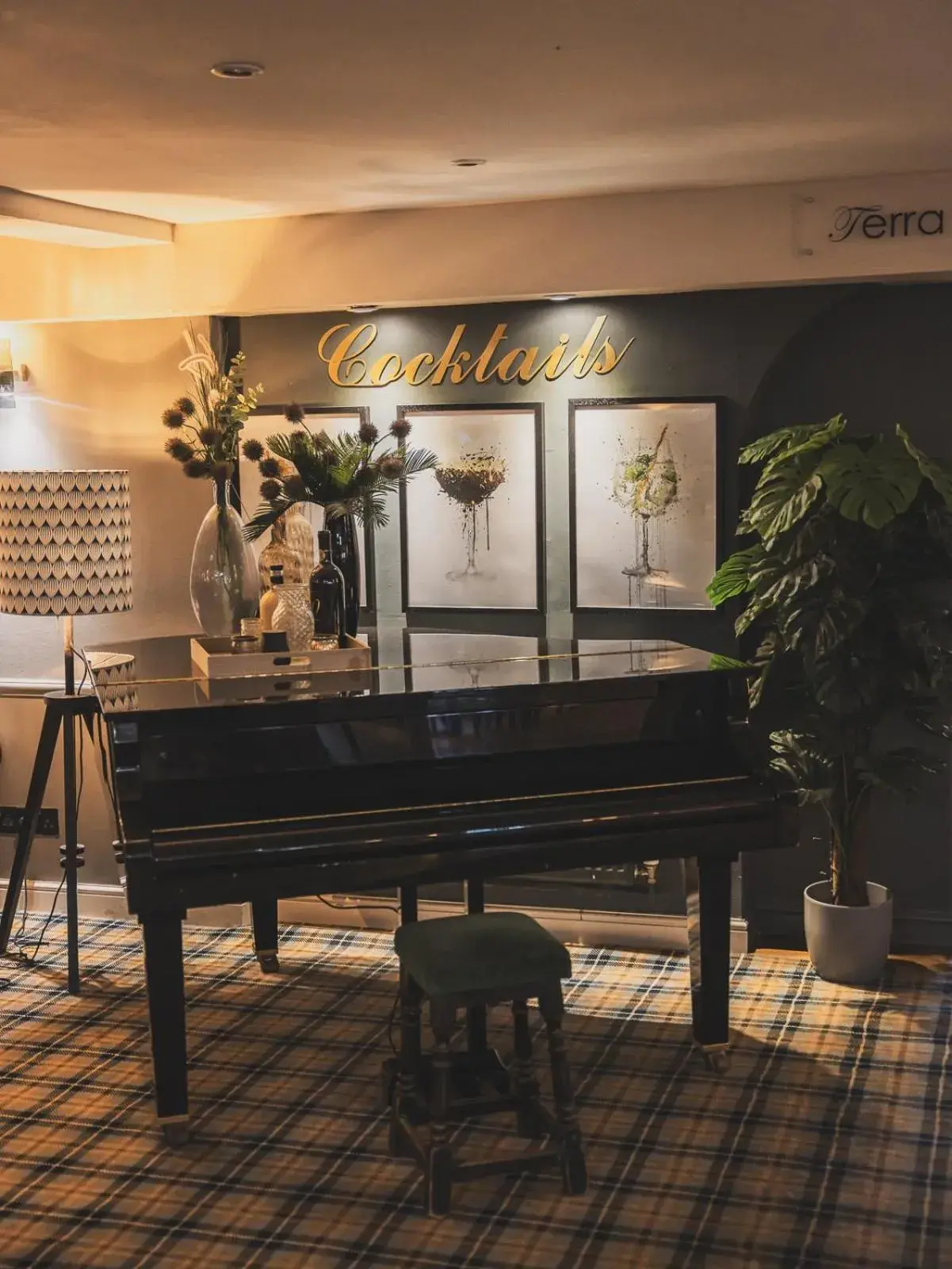 Restaurant/places to eat in Crossways Restaurant/places to eat in Crossways