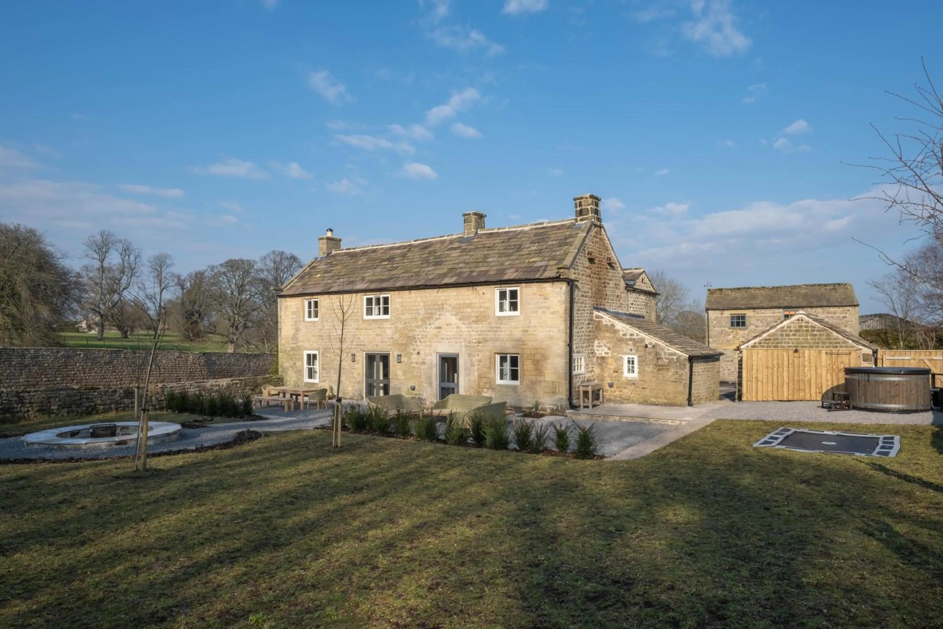 Property building in Swinton Park