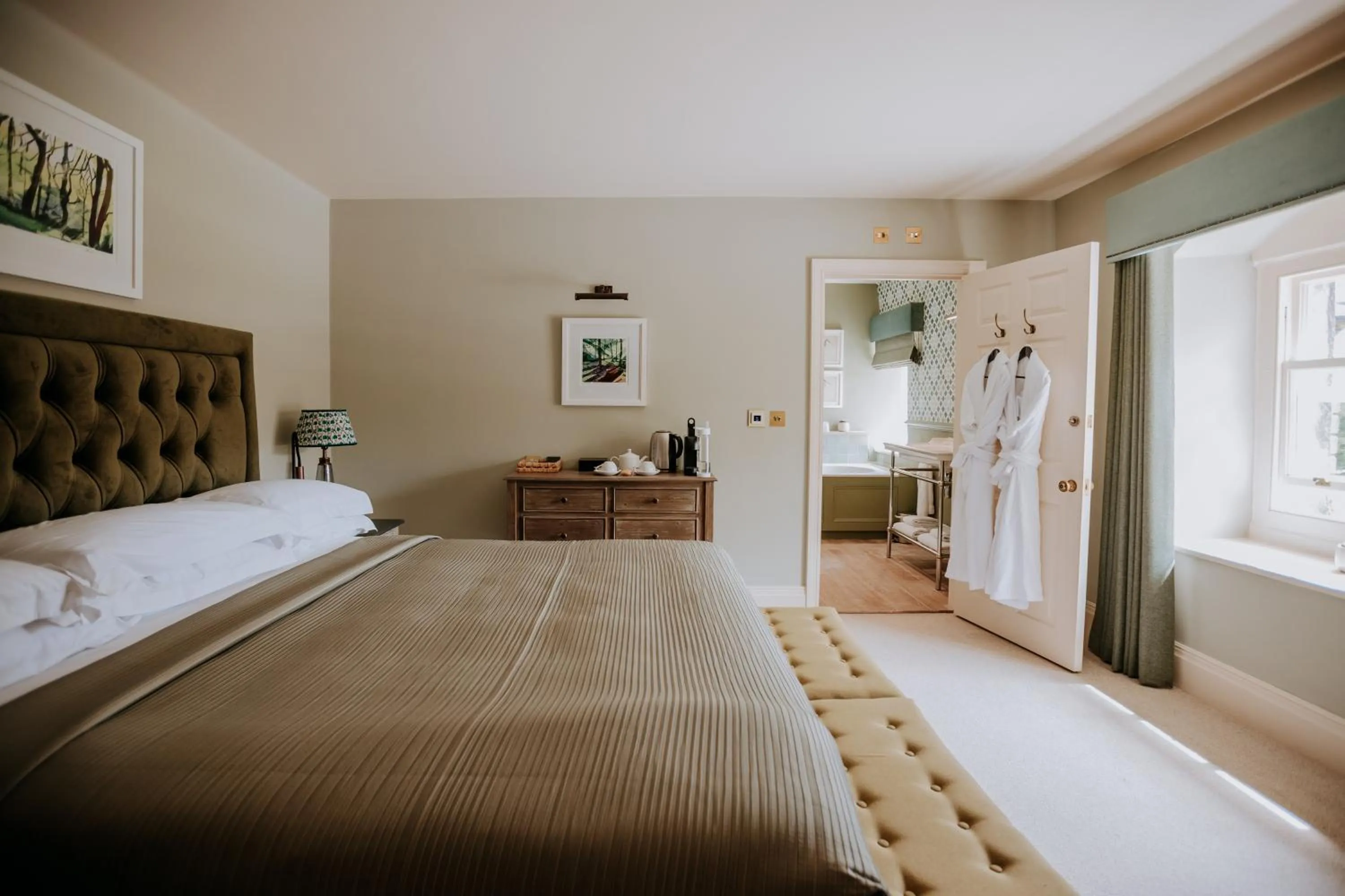 Bedroom, Bed in Swinton Park