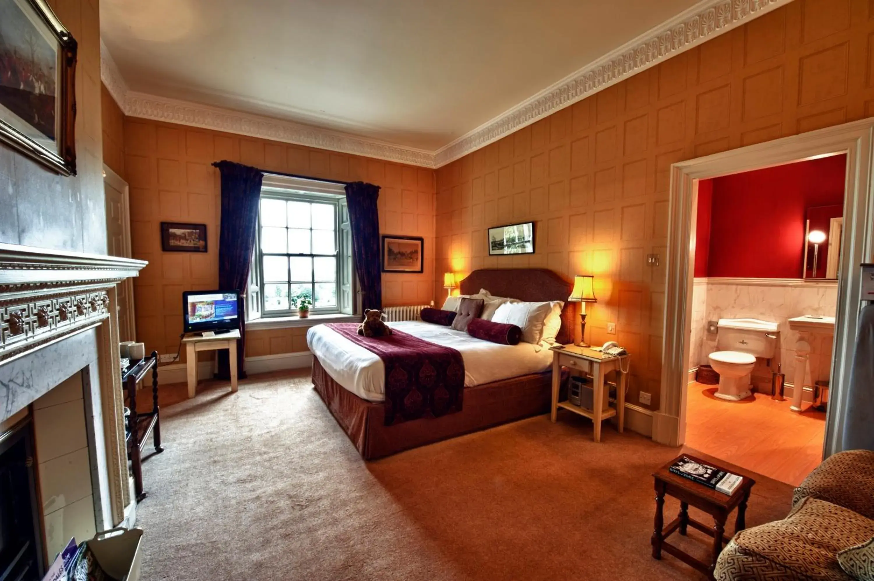 Bedroom, Bed in Swinton Park