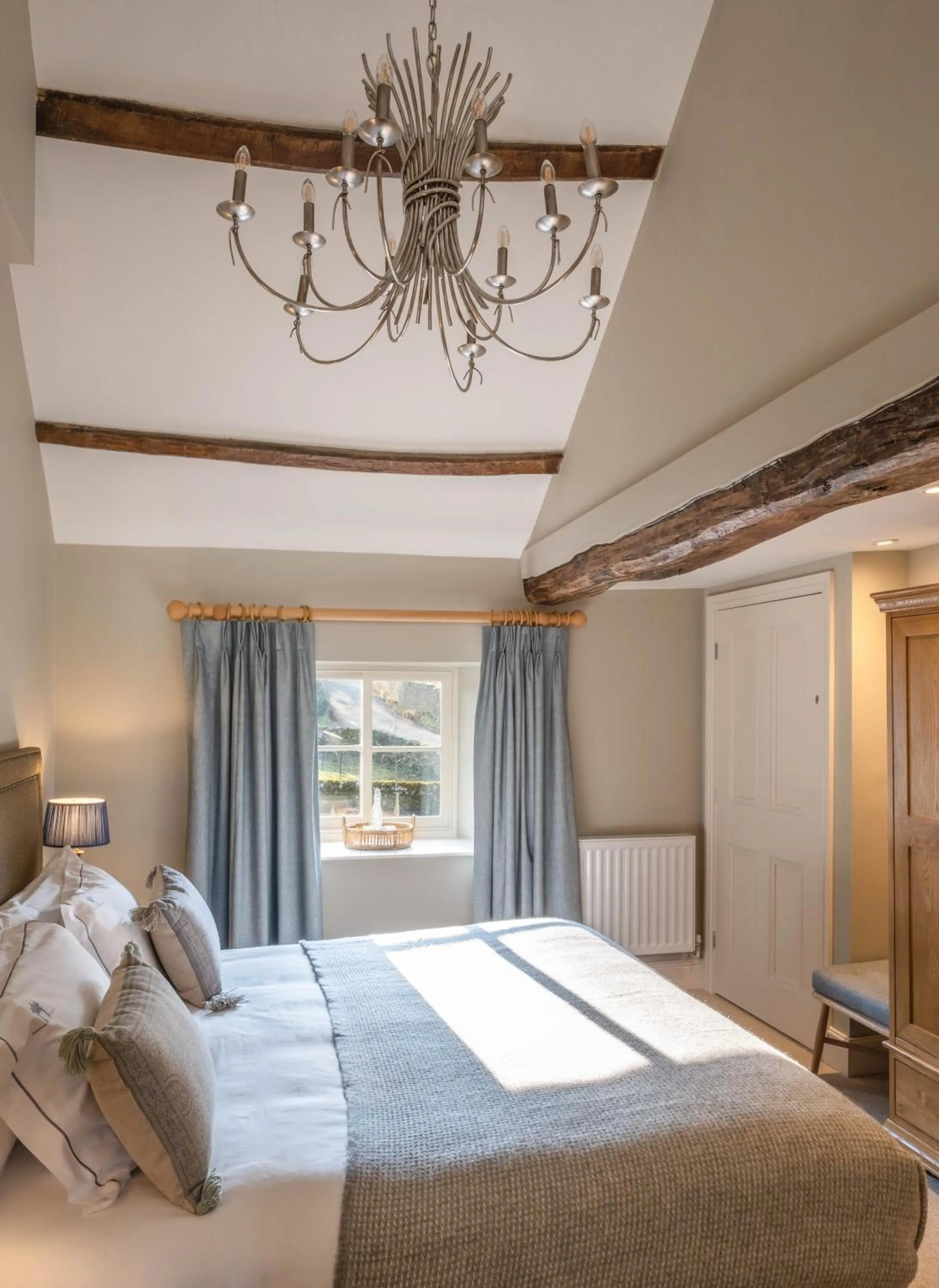 Bedroom, Bed in Swinton Park