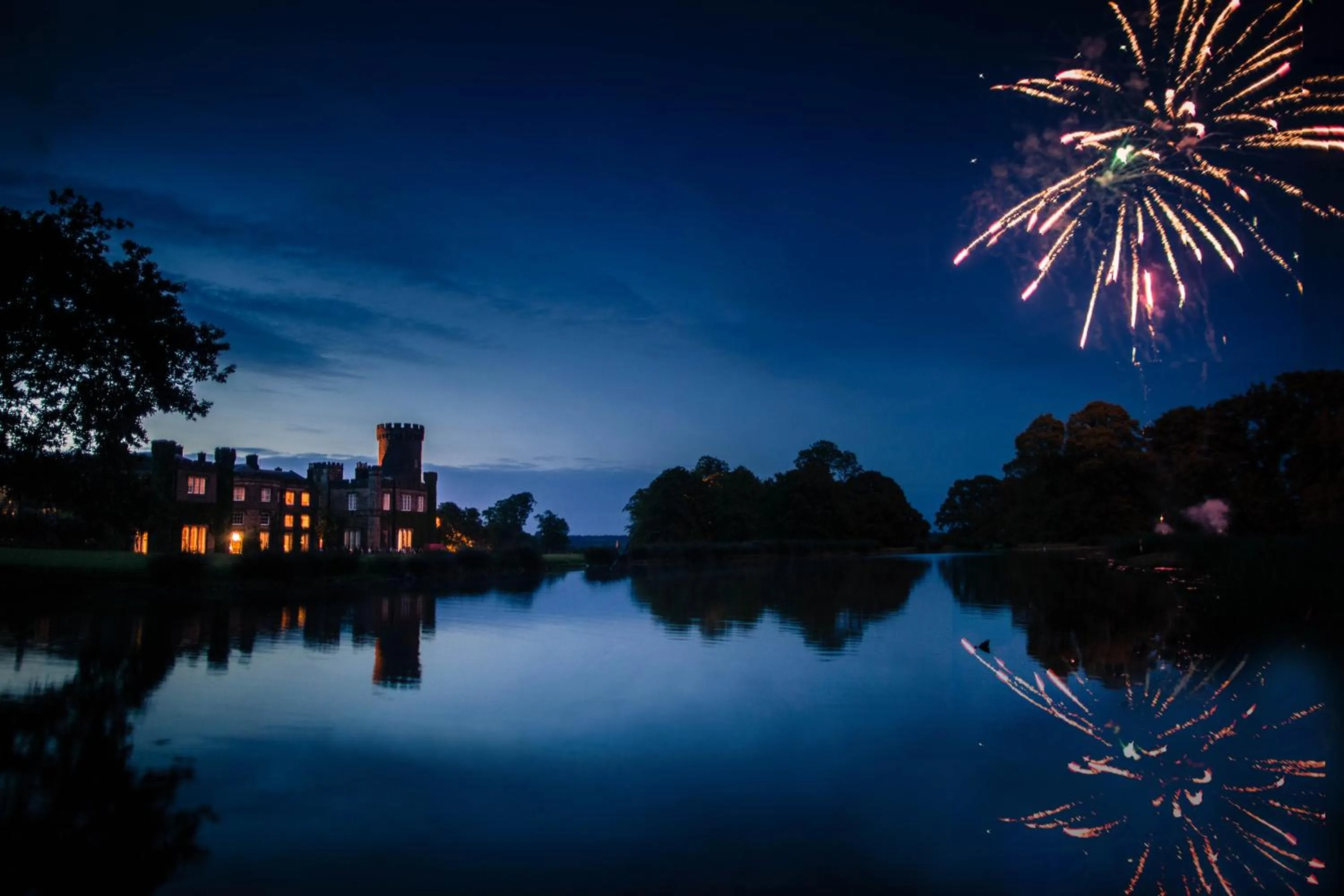 Facade/entrance in Swinton Park