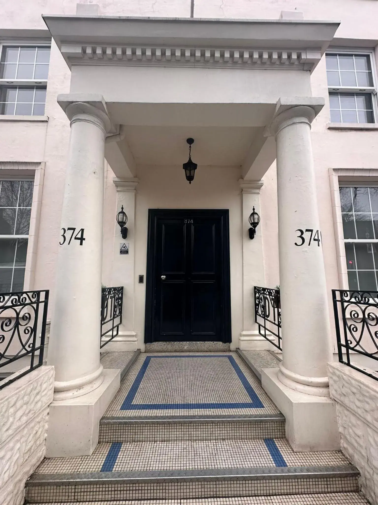 Property building in Chelsea Guest House Property building in Chelsea Guest House