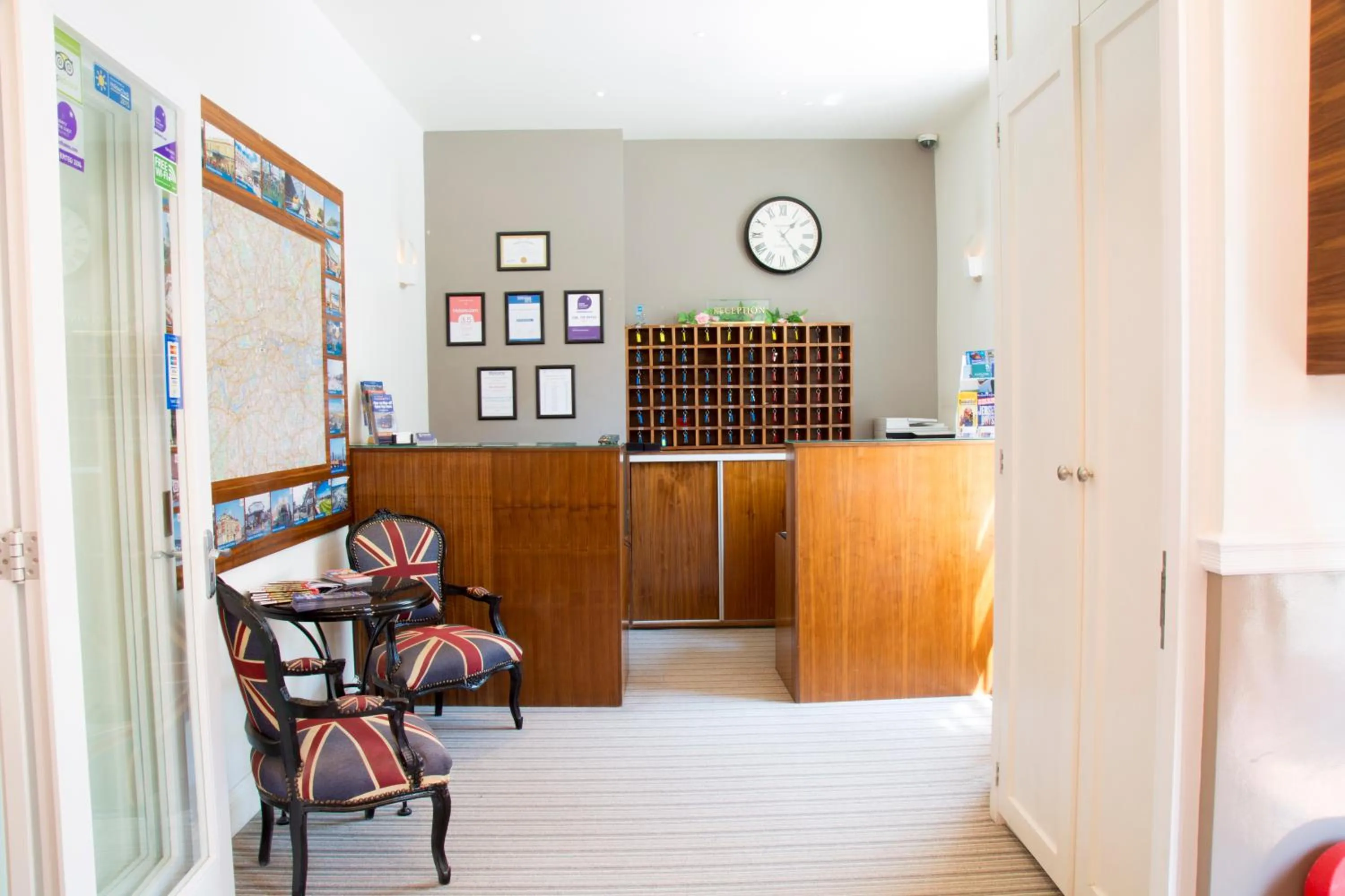 Lobby or reception in Chelsea Guest House