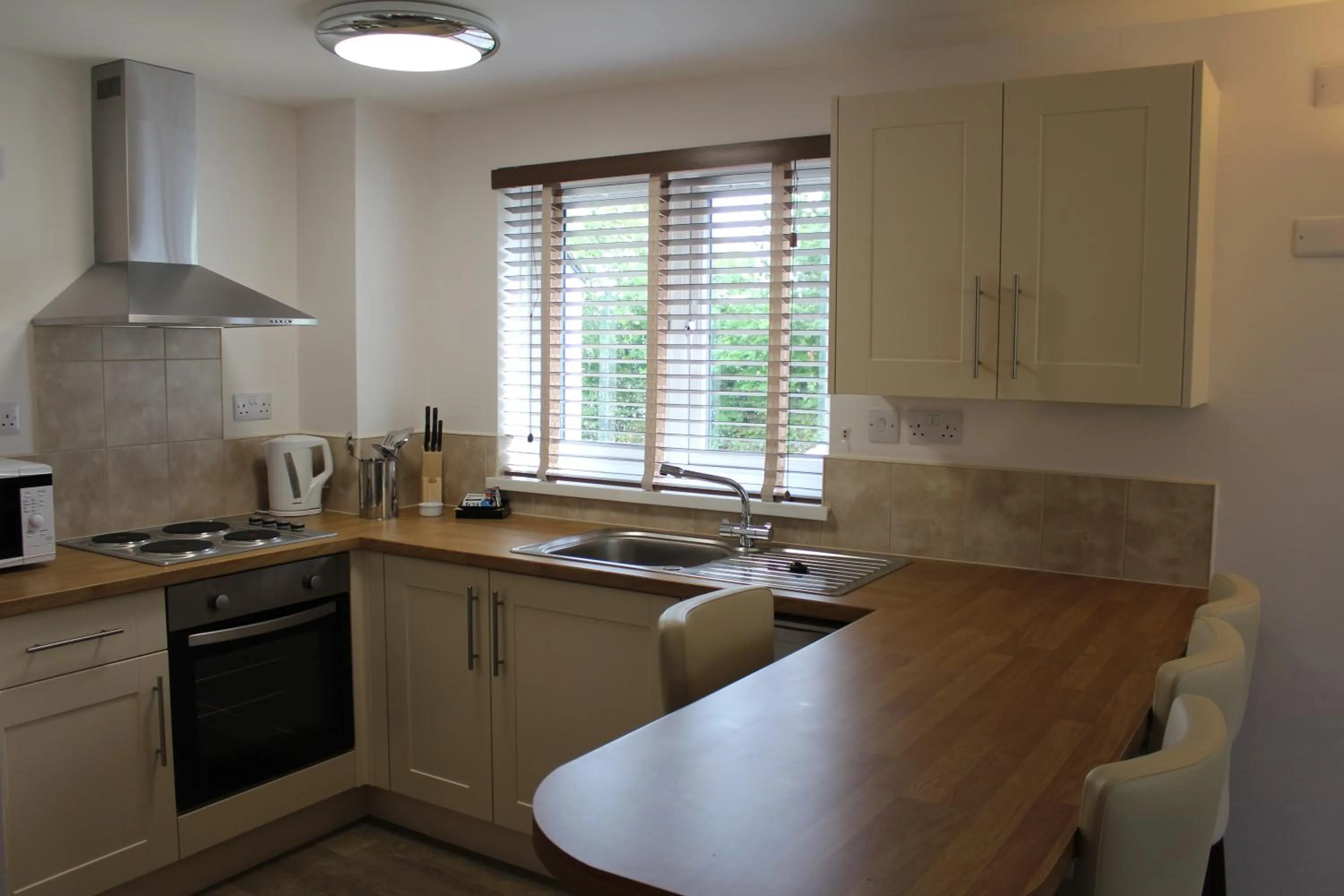 Kitchen or kitchenette in China Fleet Country Club