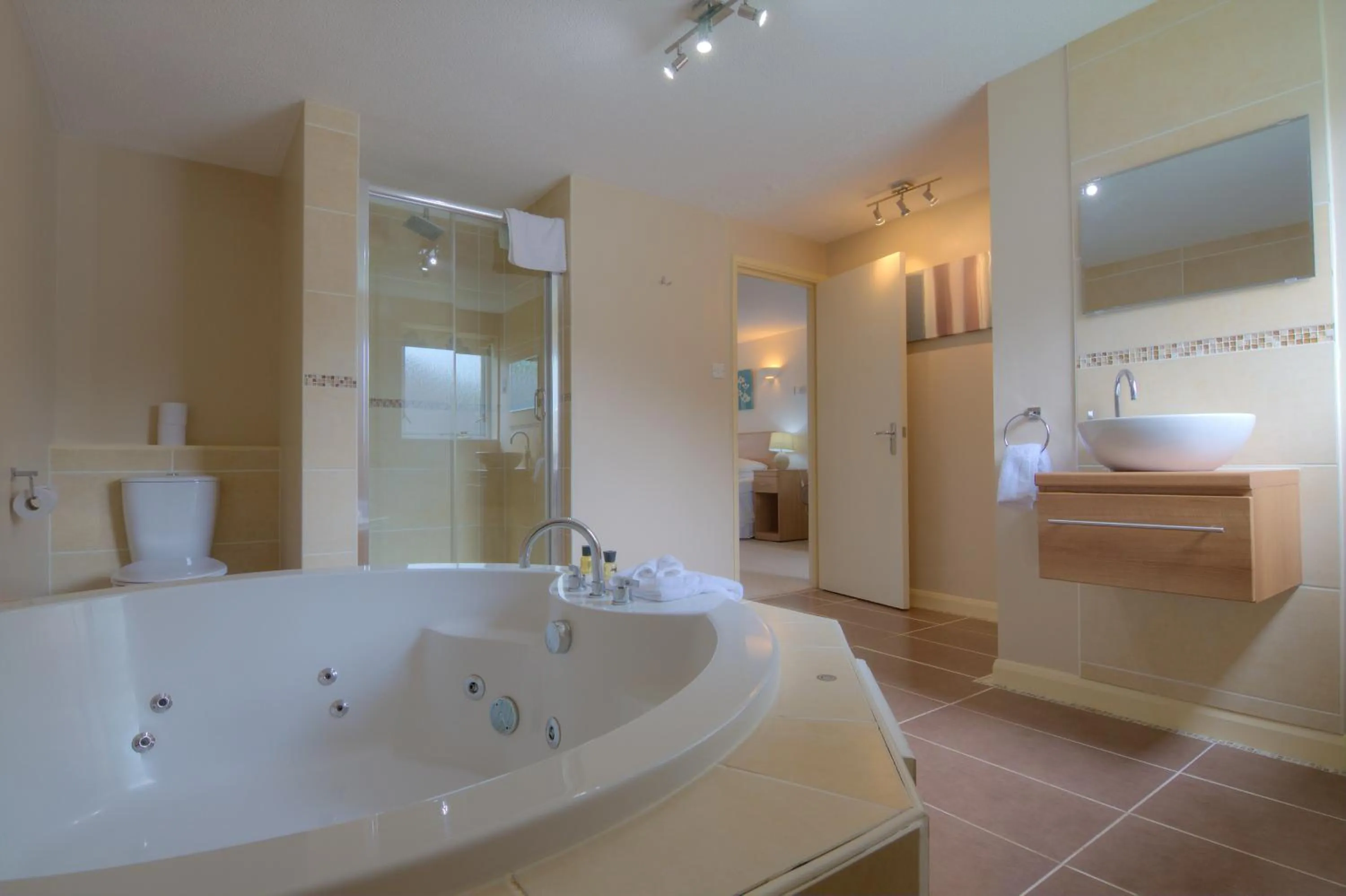 Hot Tub in China Fleet Country Club