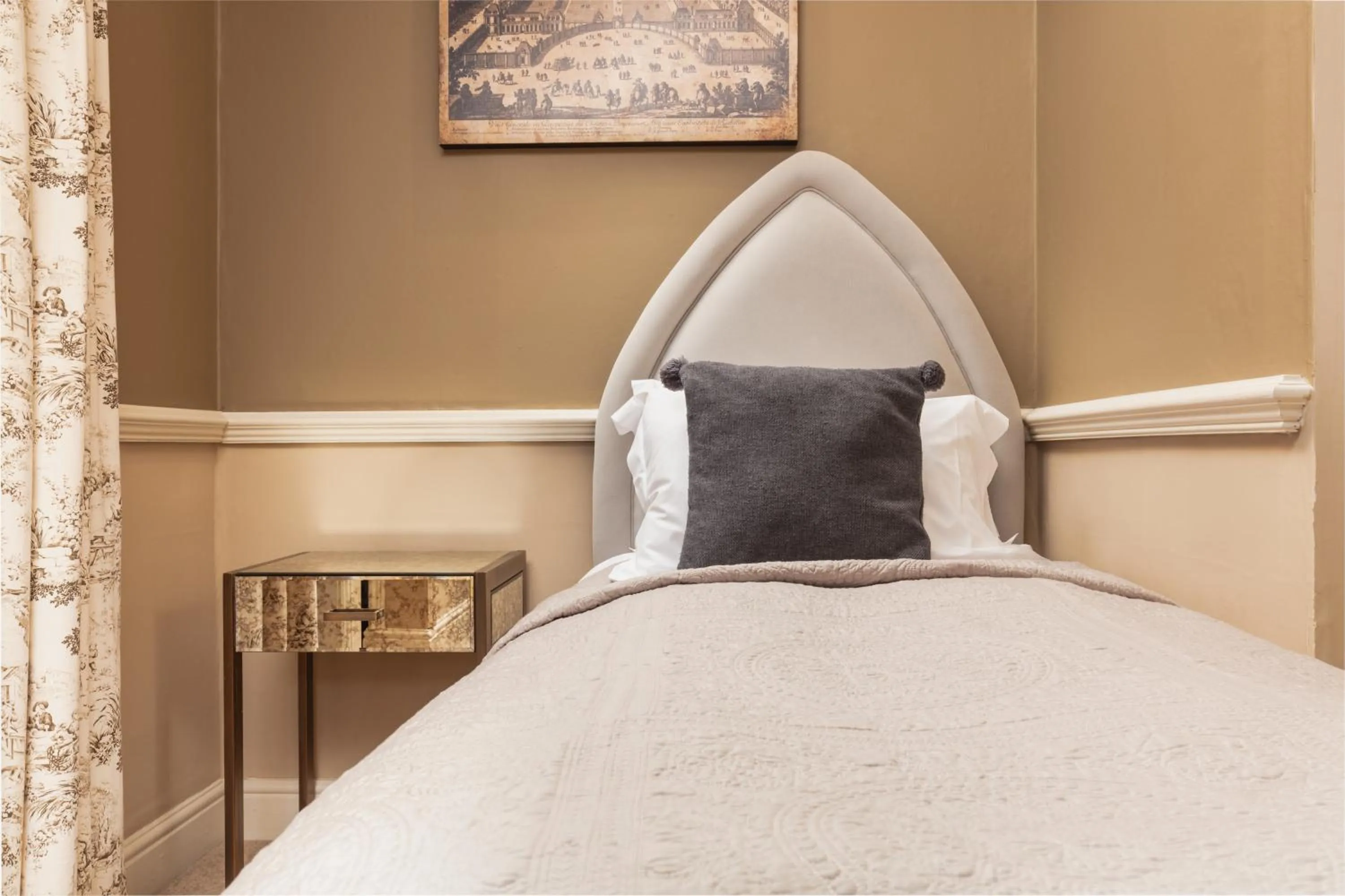 Bedroom, Bed in Lumley Castle Hotel