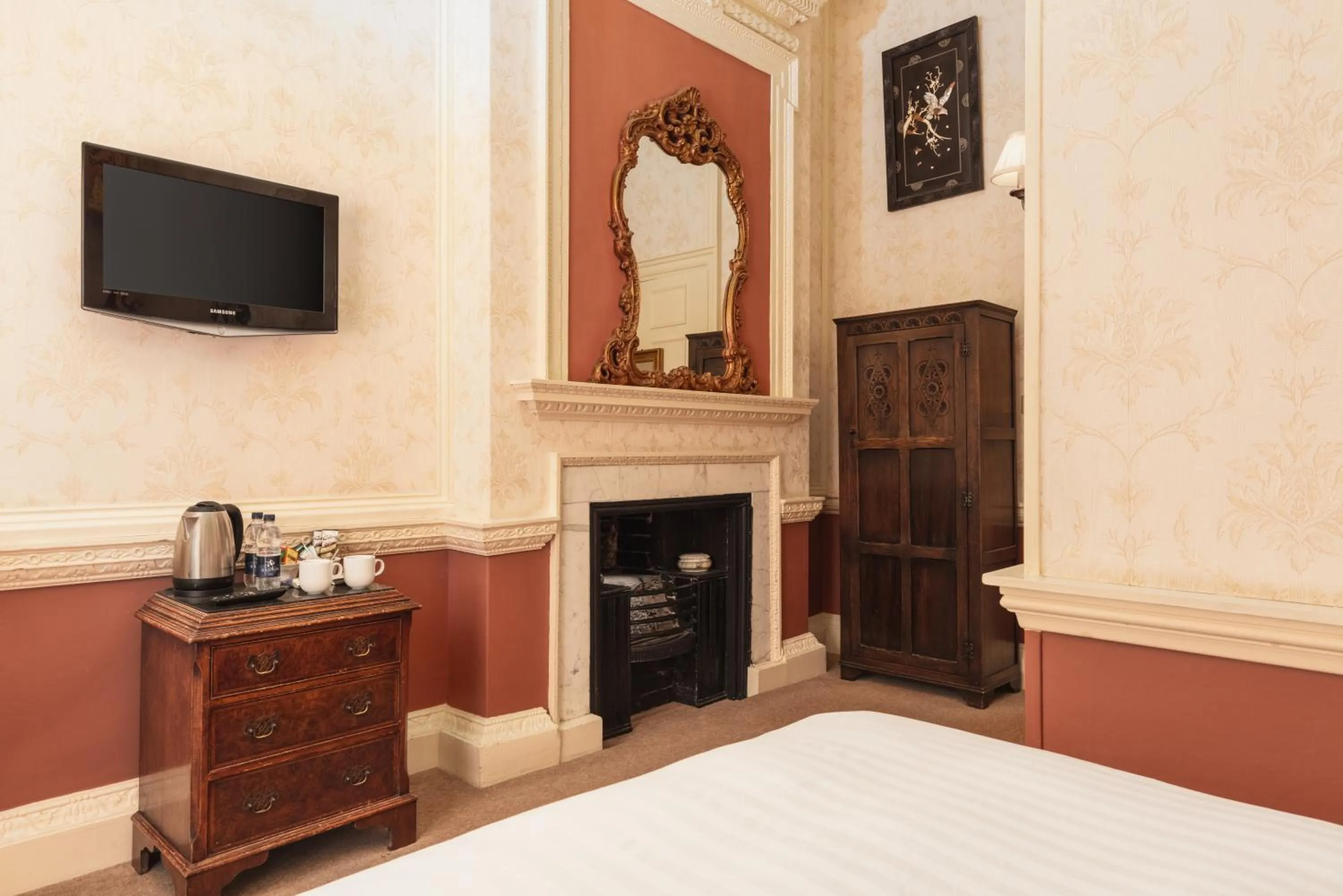 Bed in Lumley Castle Hotel