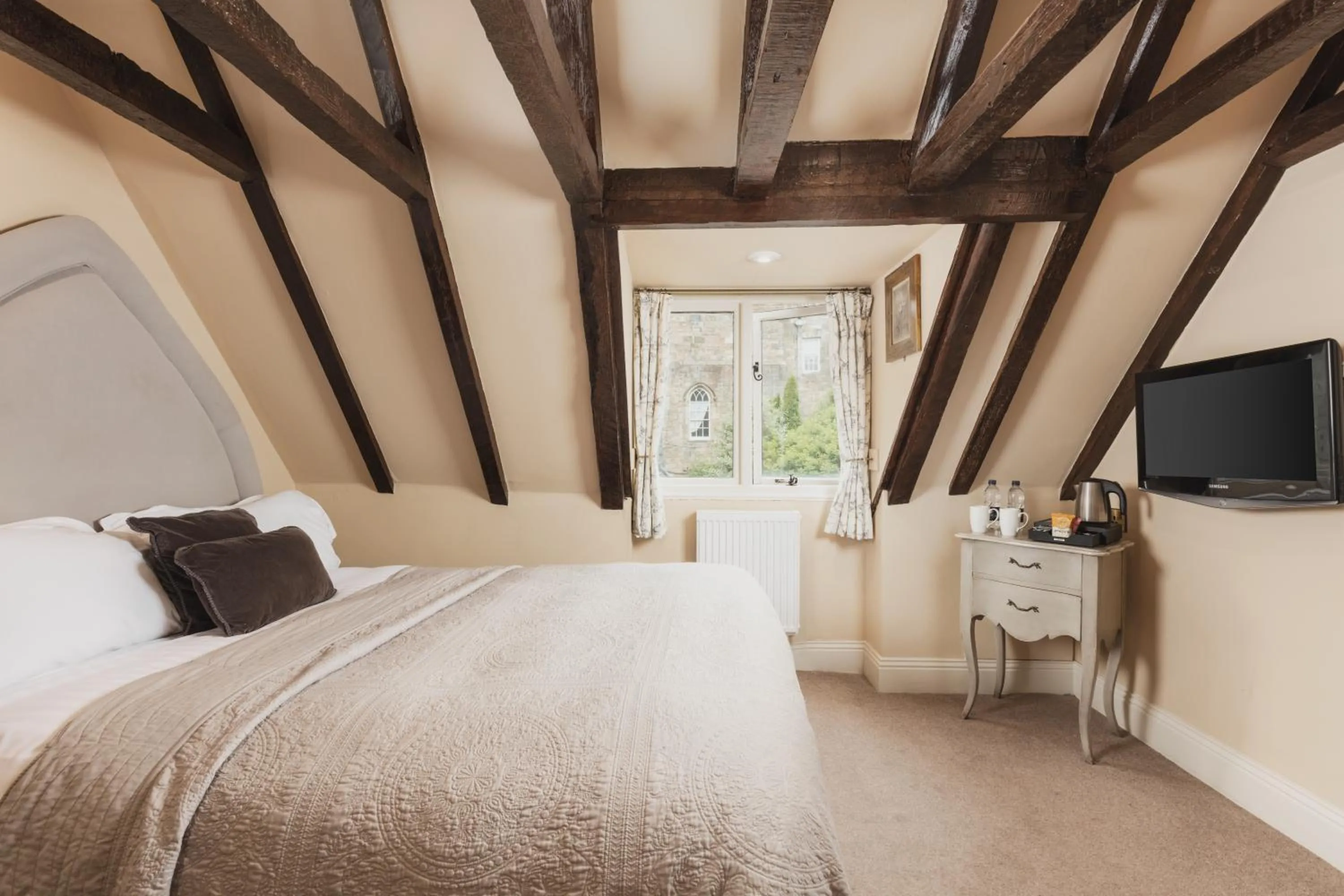 Bed in Lumley Castle Hotel