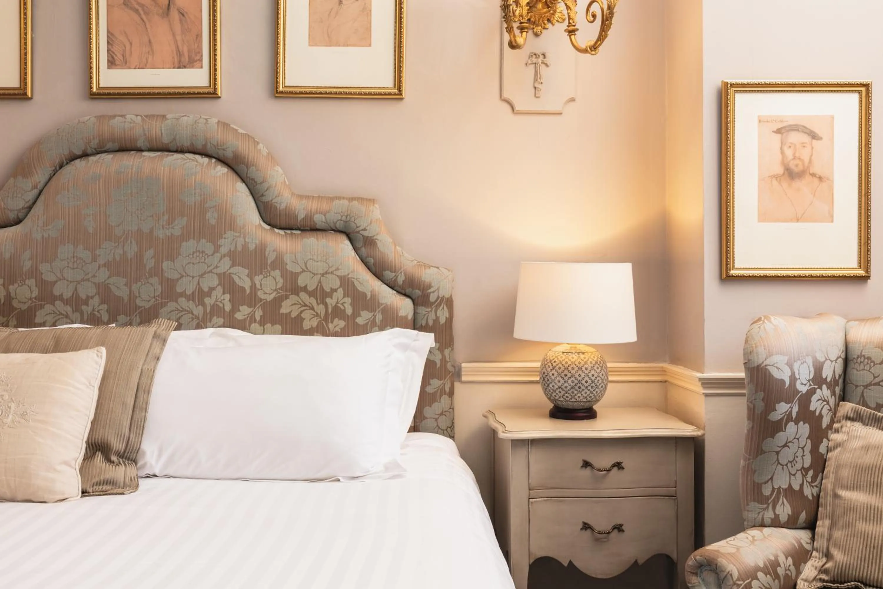 Bedroom, Bed in Lumley Castle Hotel