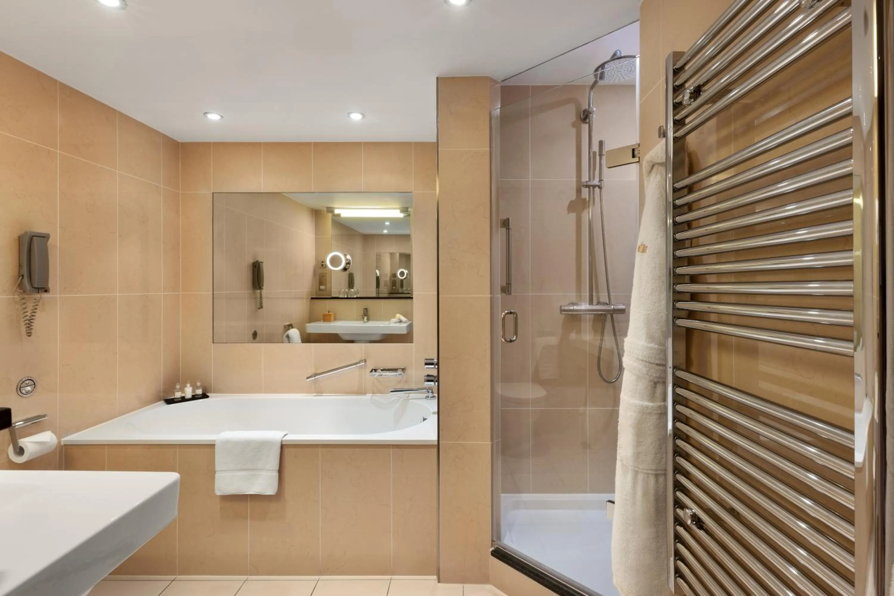 Bathroom in Royal Garden Hotel