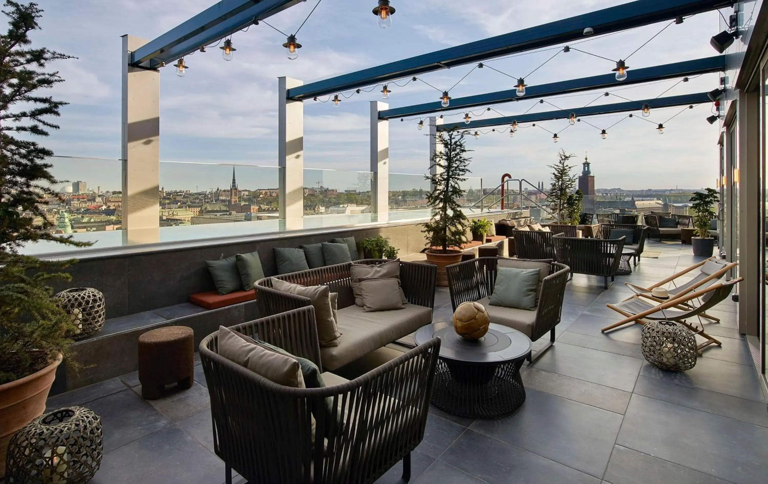 Property building in Downtown Camper by Scandic Property building in Downtown Camper by Scandic