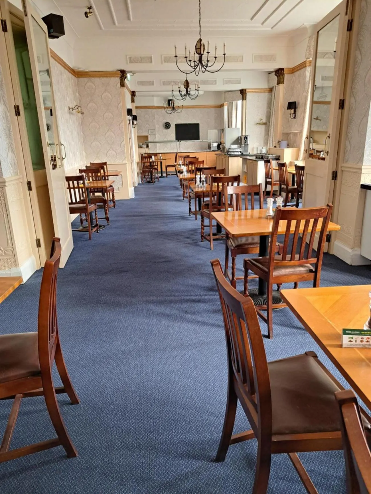 Restaurant/places to eat in Scarisbrick Hotel