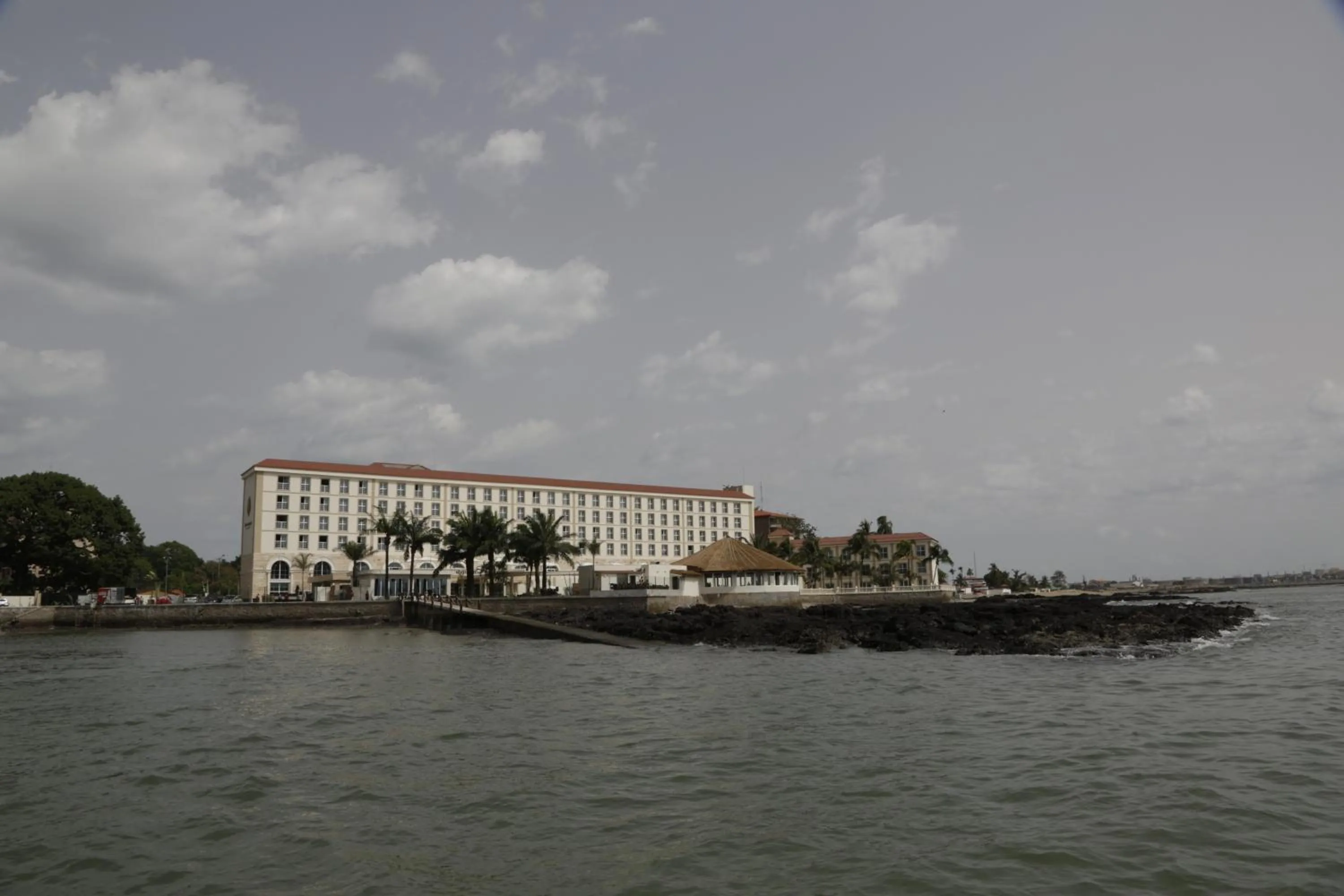 Property building in Palm Camayenne