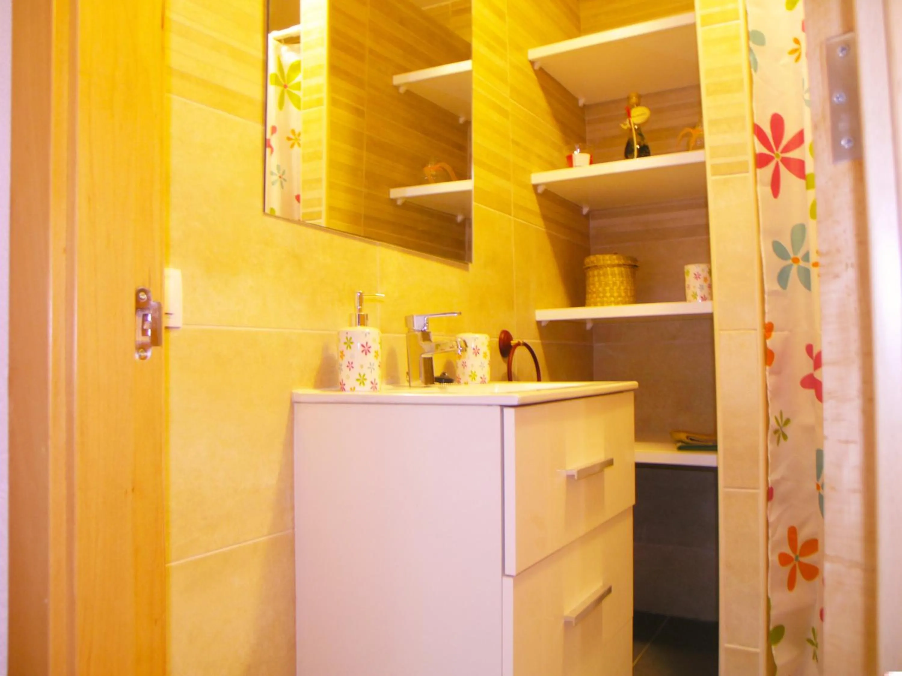 Bathroom in Apartment in Cristimar Complex