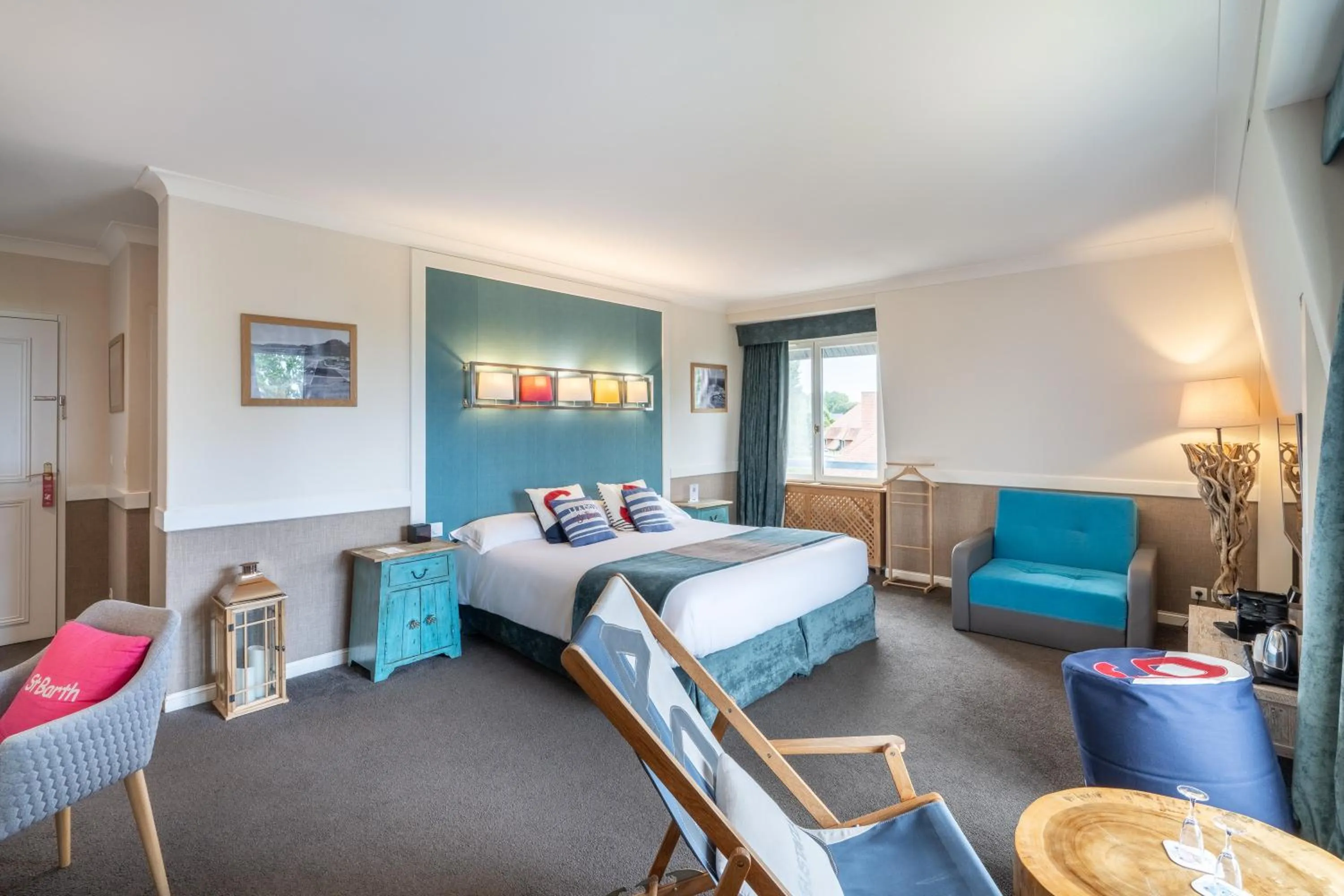 Bed in Le Manoir De La Poterie & Spa