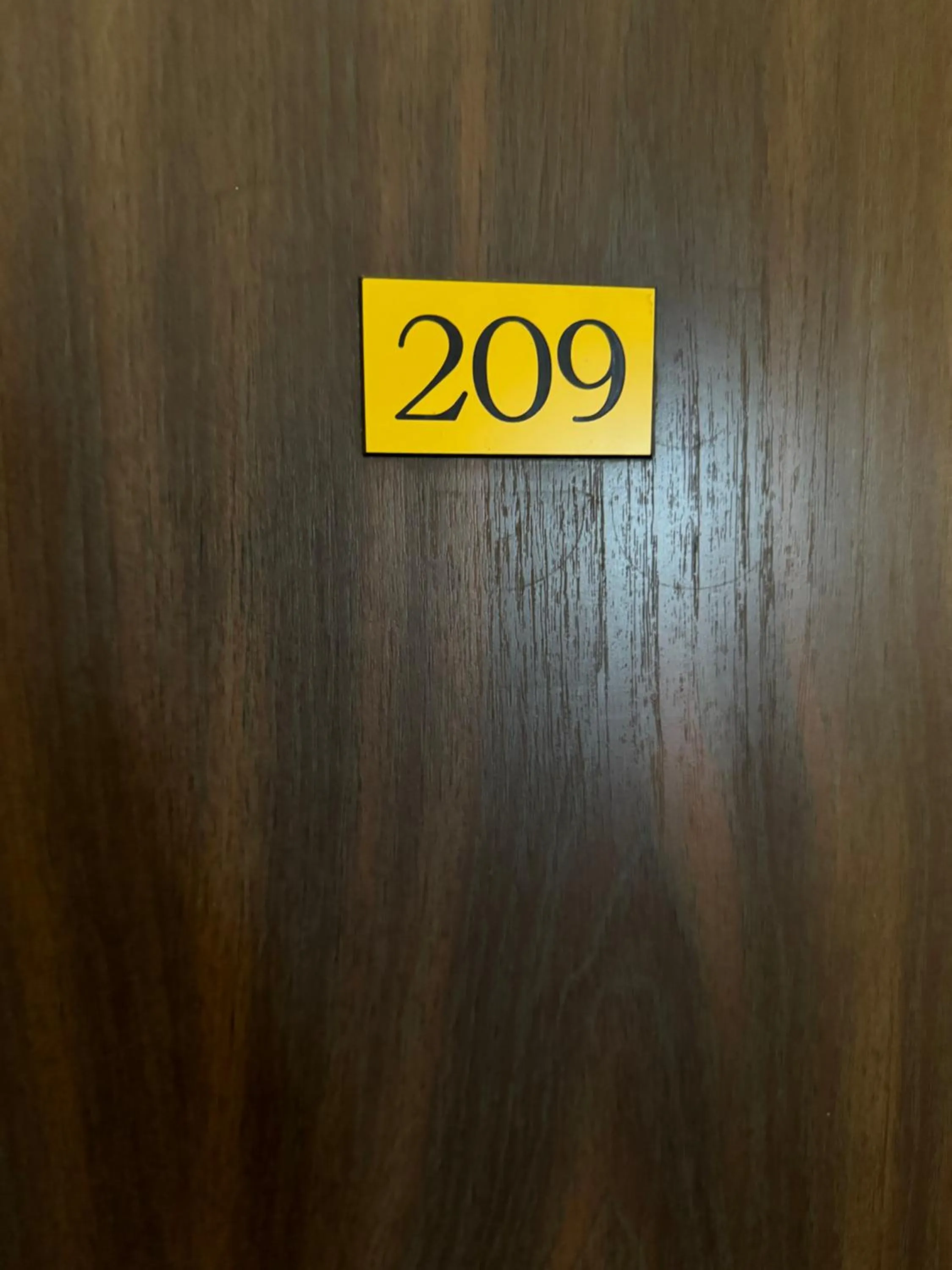 Text overlay in Hôtel Bosquet Pau Centre - Self Check In Budget Hotel