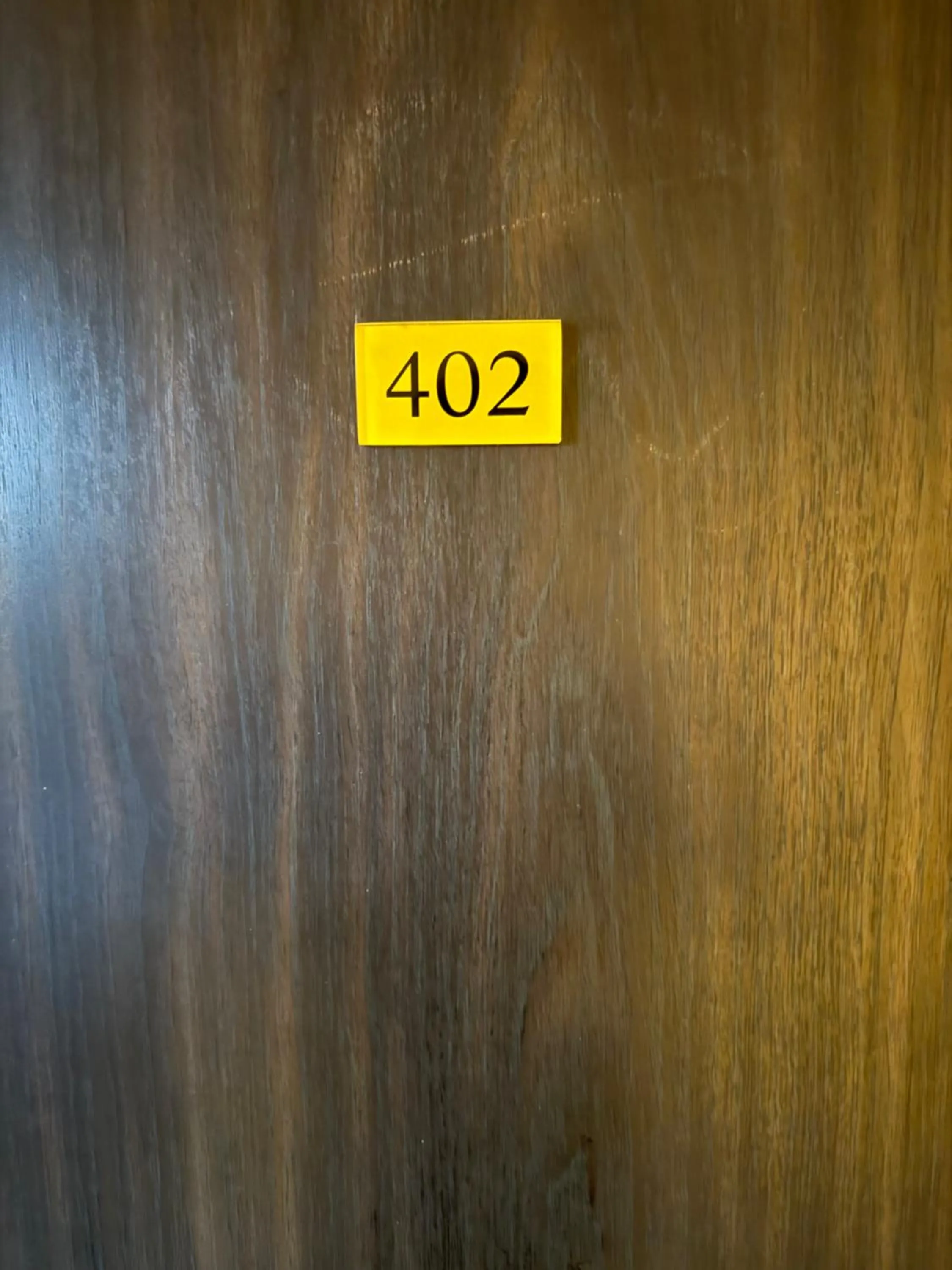 Text overlay in Hôtel Bosquet Pau Centre - Self Check In Budget Hotel