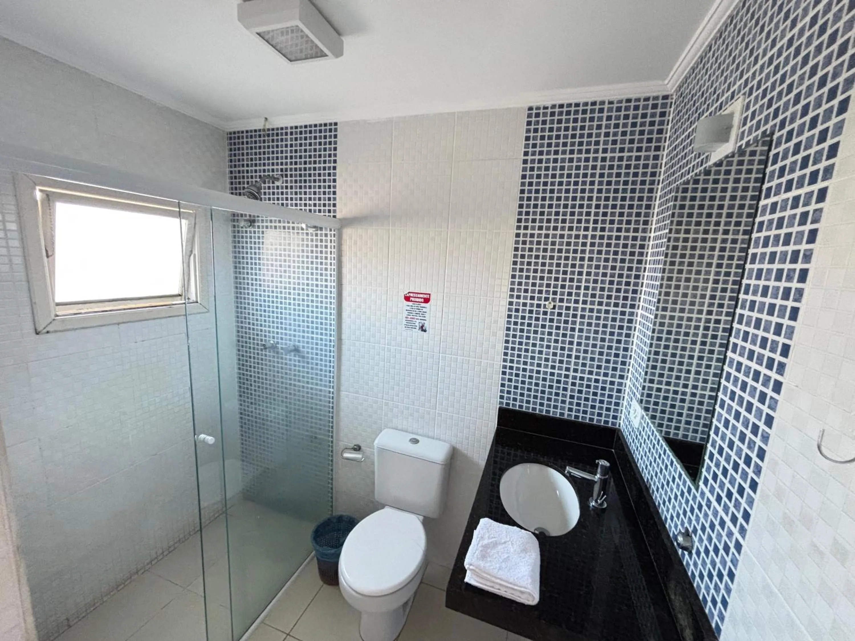 Shower in Pousada Porto do Rio