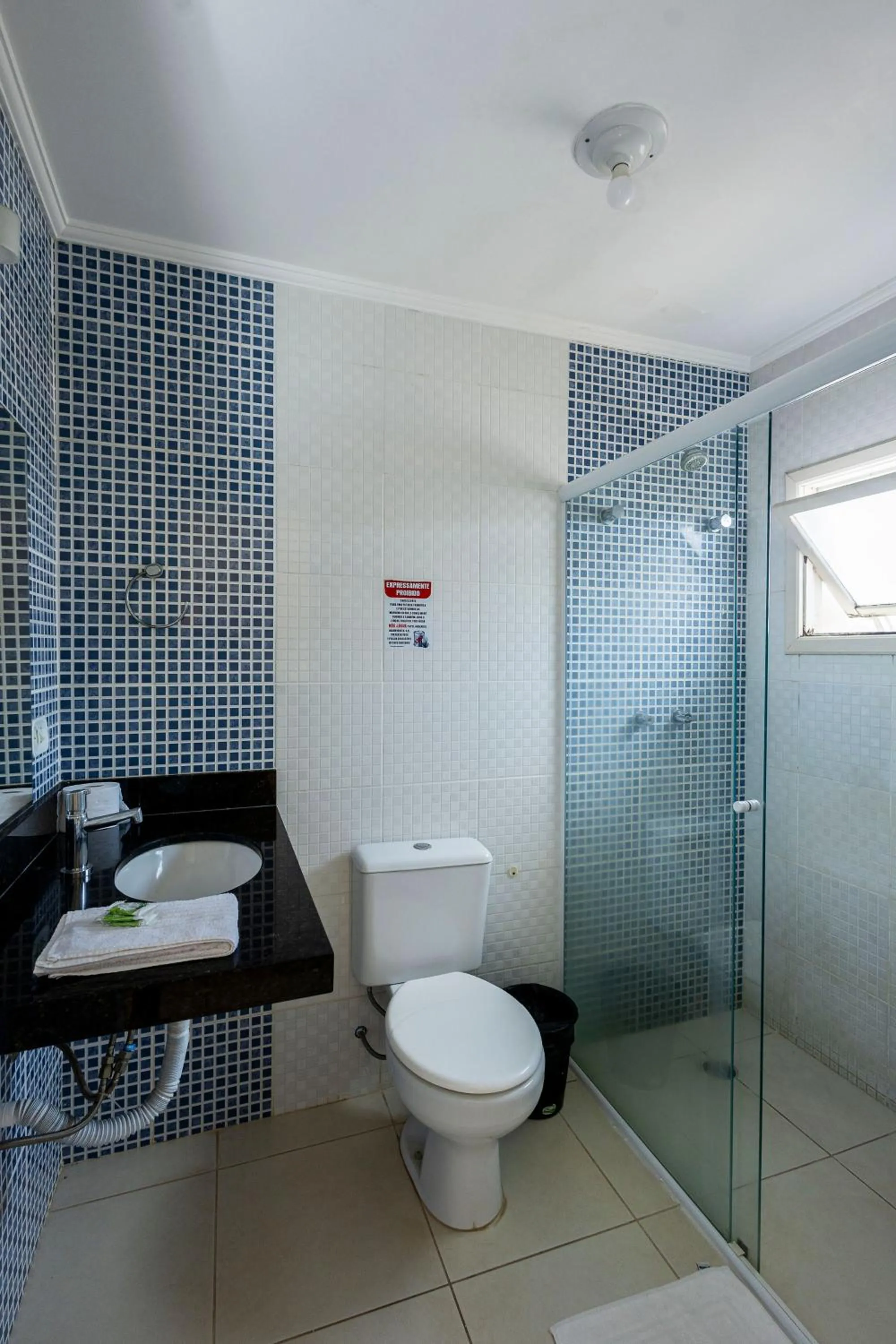 Bathroom in Pousada Porto do Rio