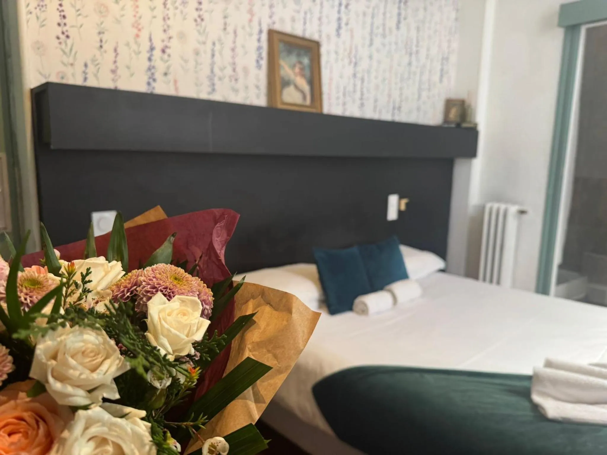 Bed in Hôtel Abalone - Centre Gare