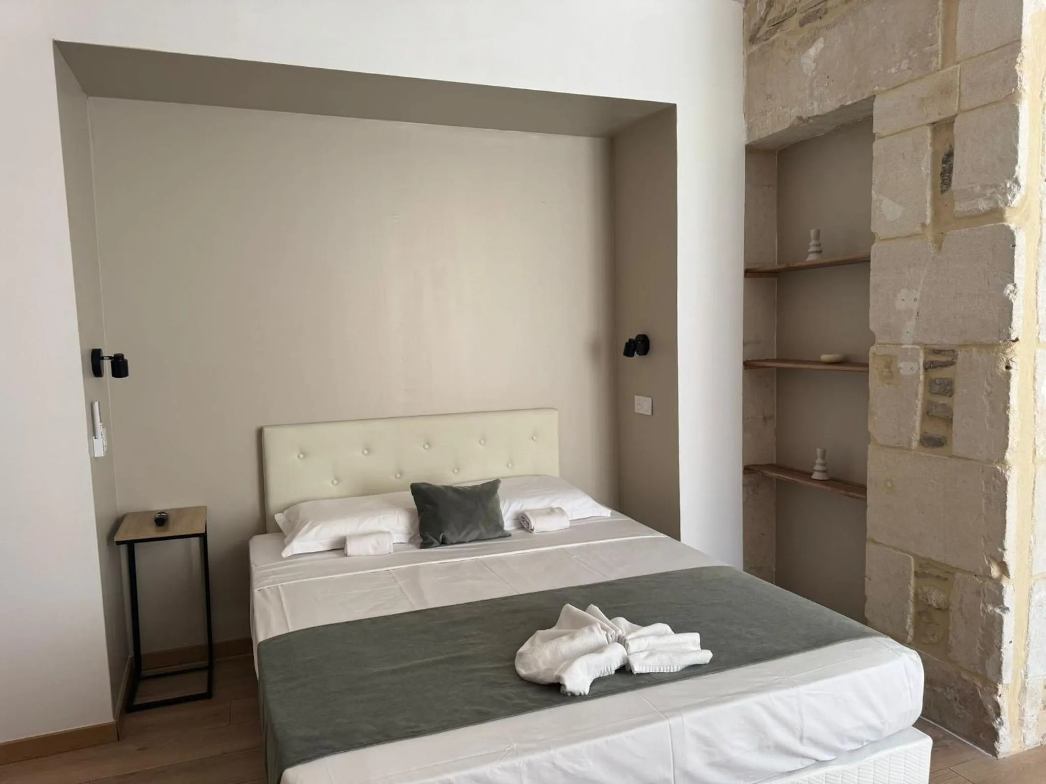 Bed in Hôtel Abalone - Centre Gare