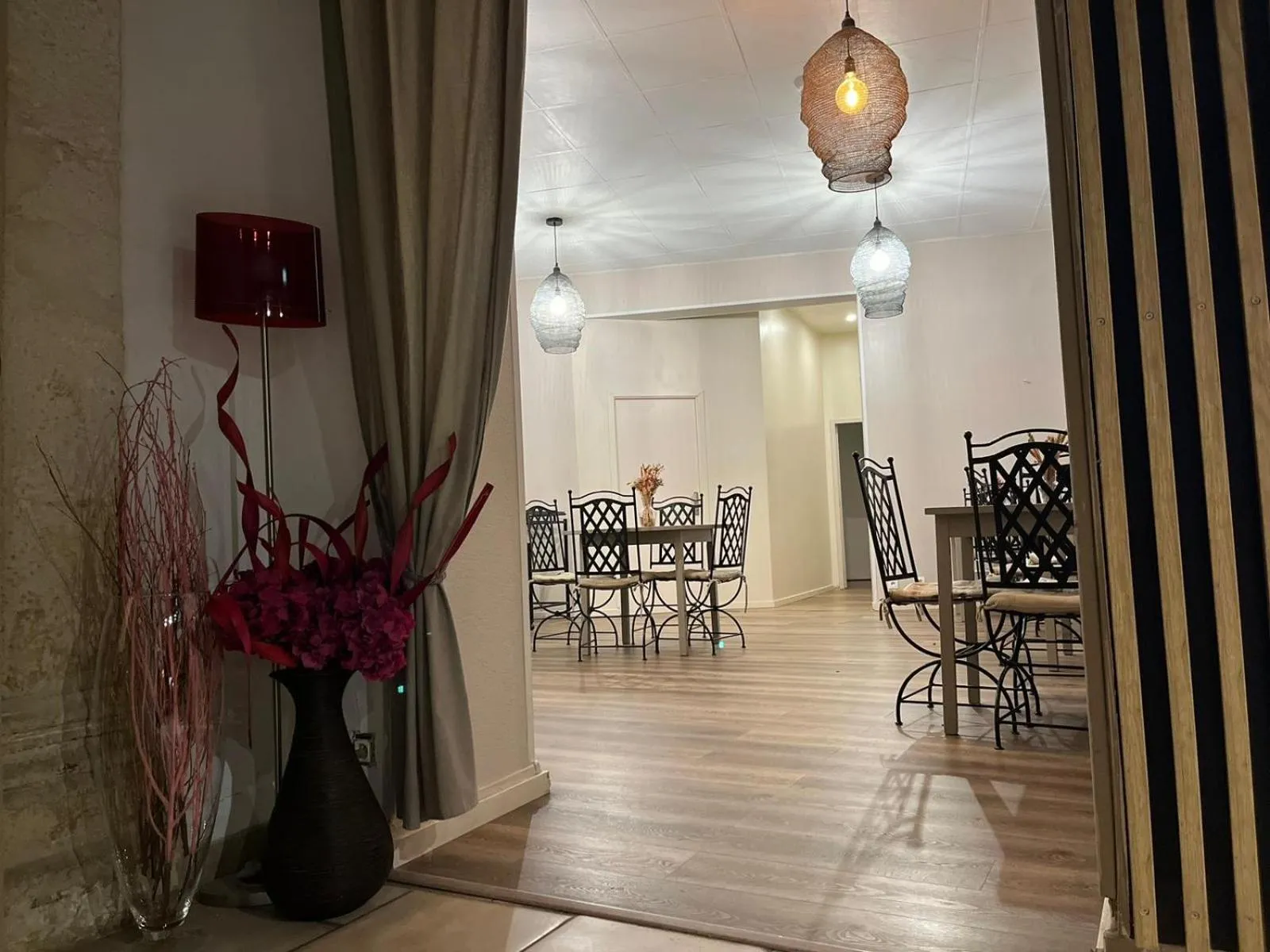 Seating area in Hôtel Abalone - Centre Gare