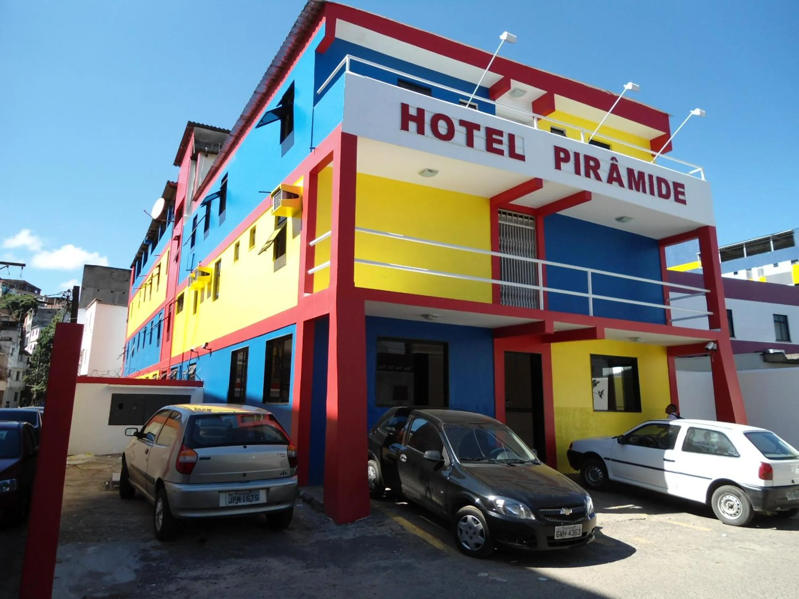 Property building in Hotel Piramide Pernambués (Adults Only)