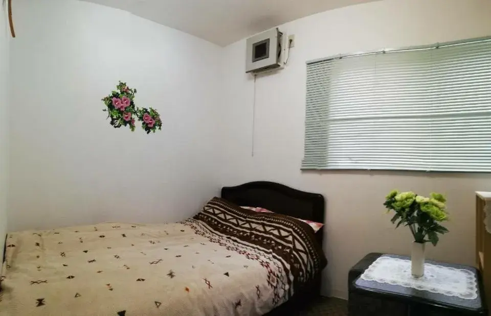 Double Room with Shared Bathroom in Hanmadang Double Room with Shared Bathroom in Hanmadang