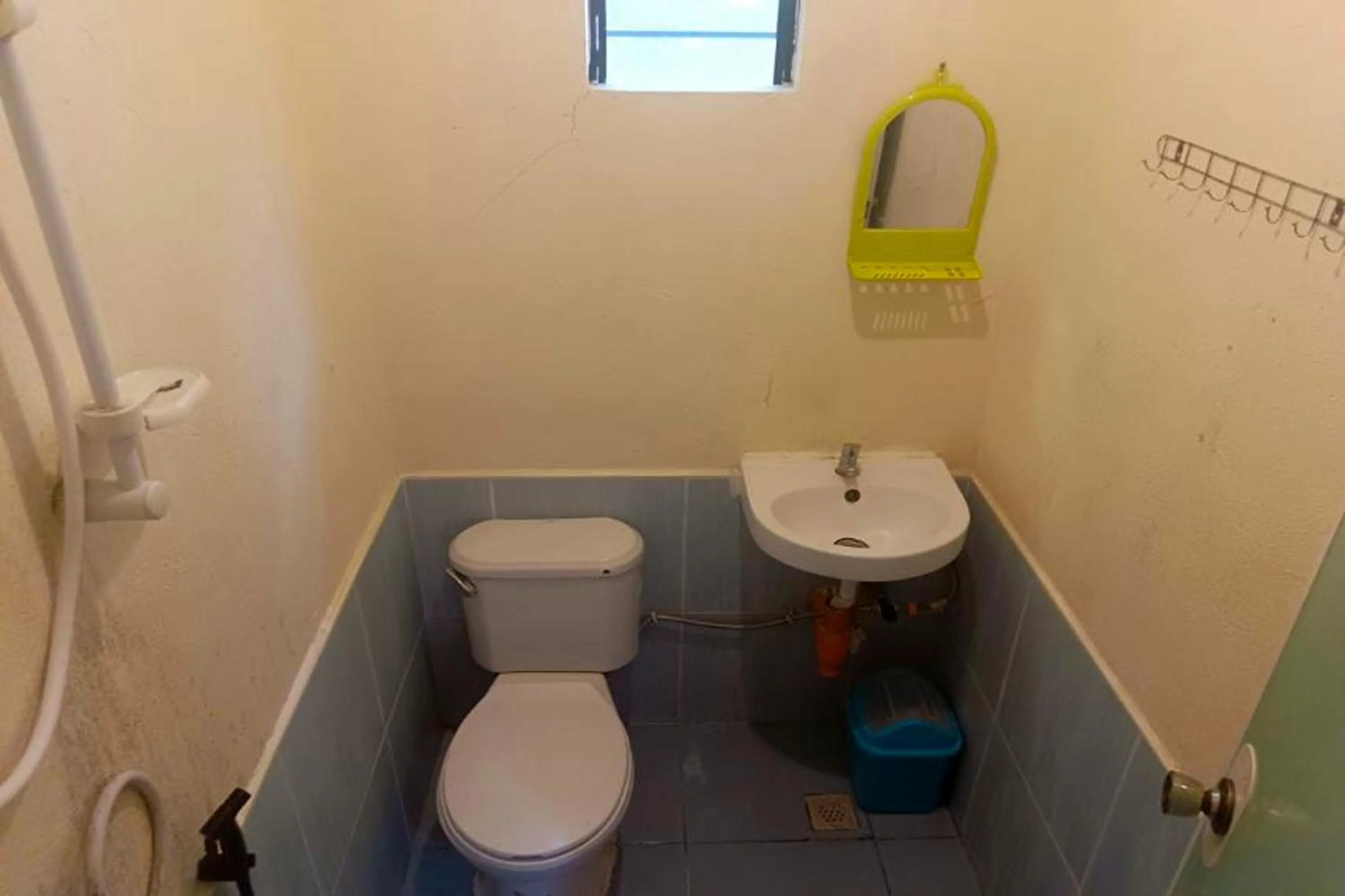 Bathroom in Casa Paliton Siquijor near Beach