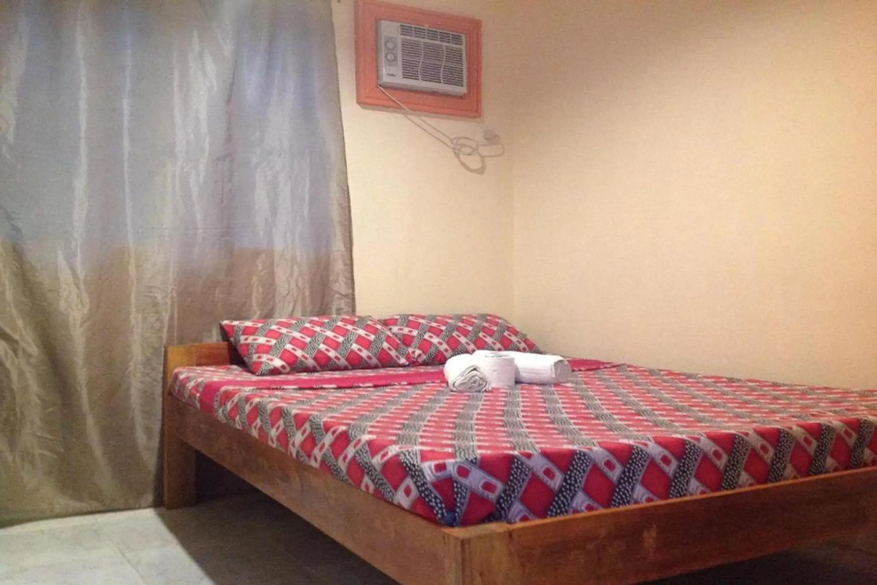 Bed in Casa Paliton Siquijor near Beach Bed in Casa Paliton Siquijor near Beach