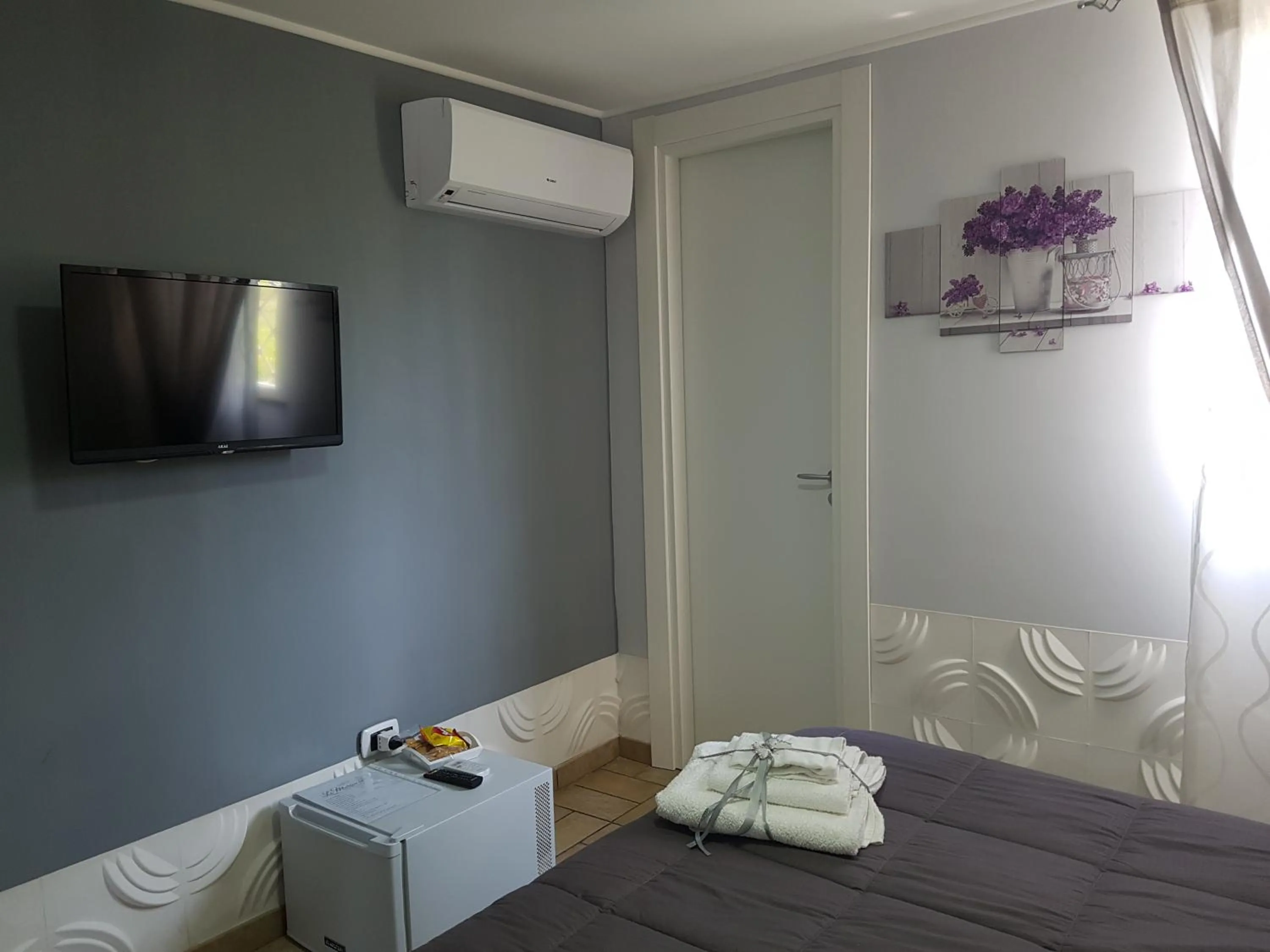 Photo of the whole room, Bed in La Mariposa de La Reina