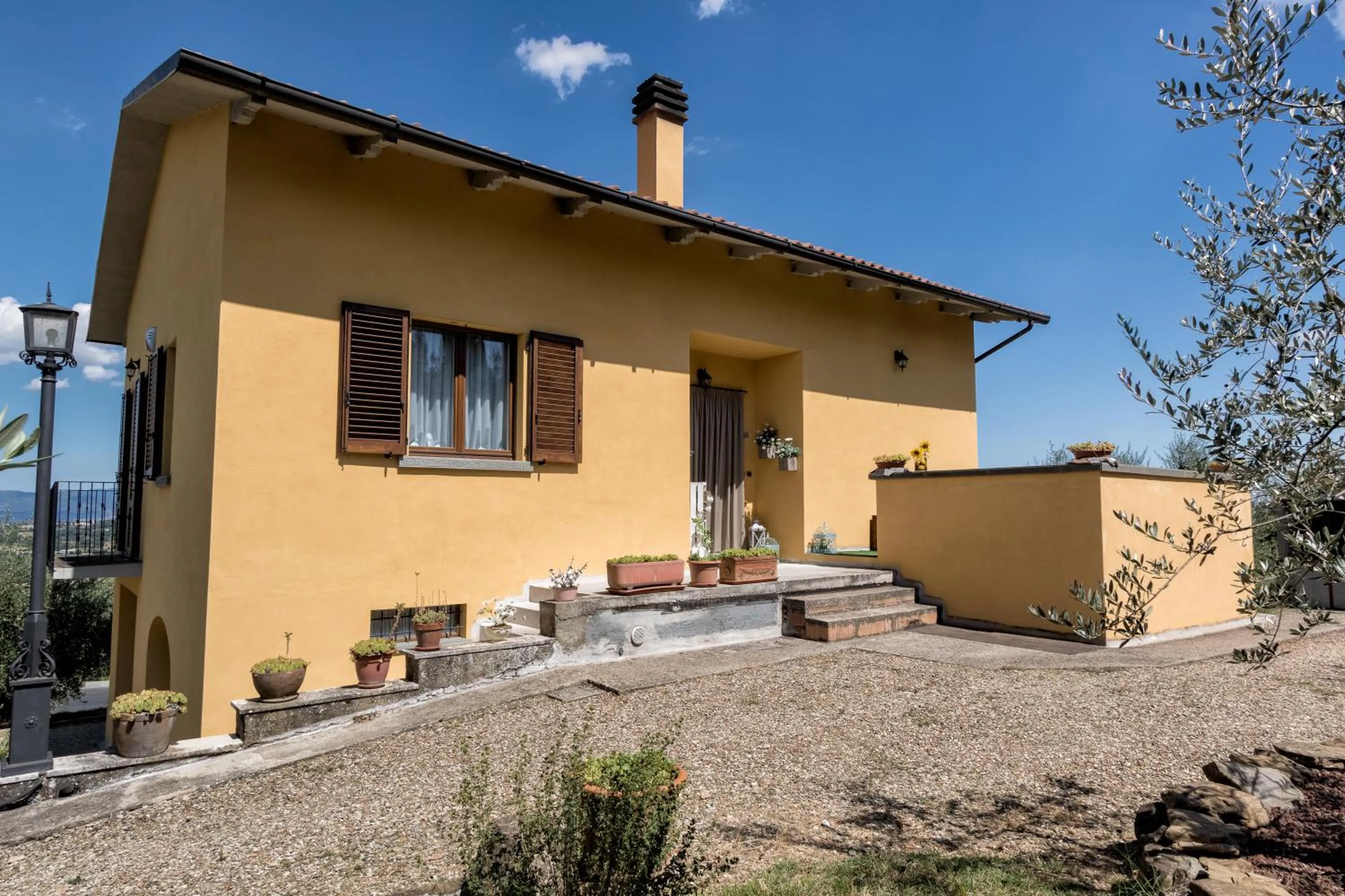 Property building in Casa Montalgallo