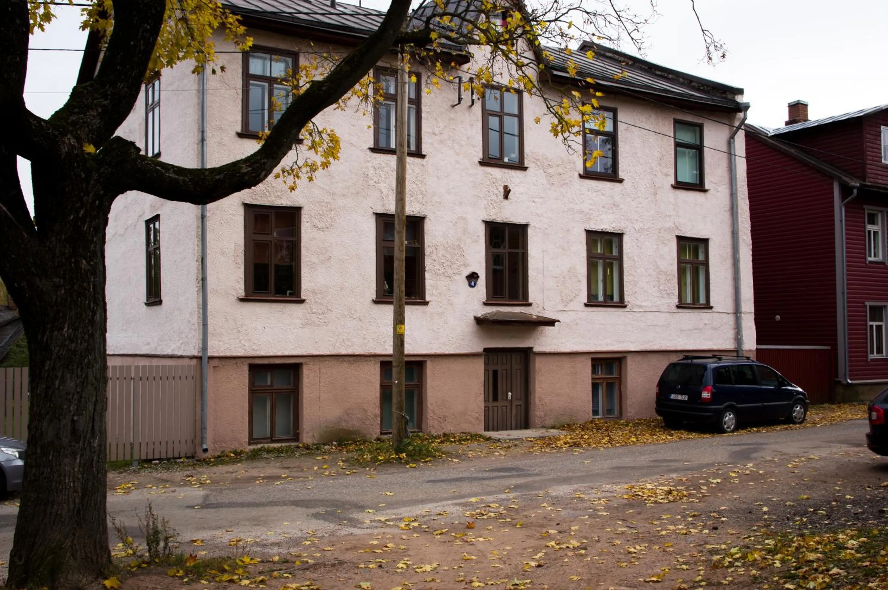 Facade/entrance in Salme Apartment