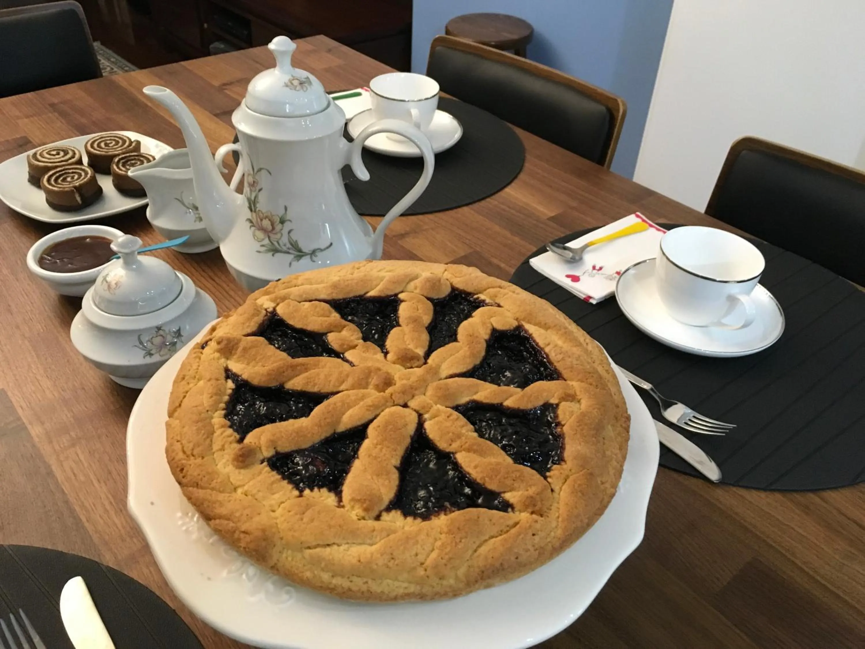 Italian breakfast in B&B Vista su Roma