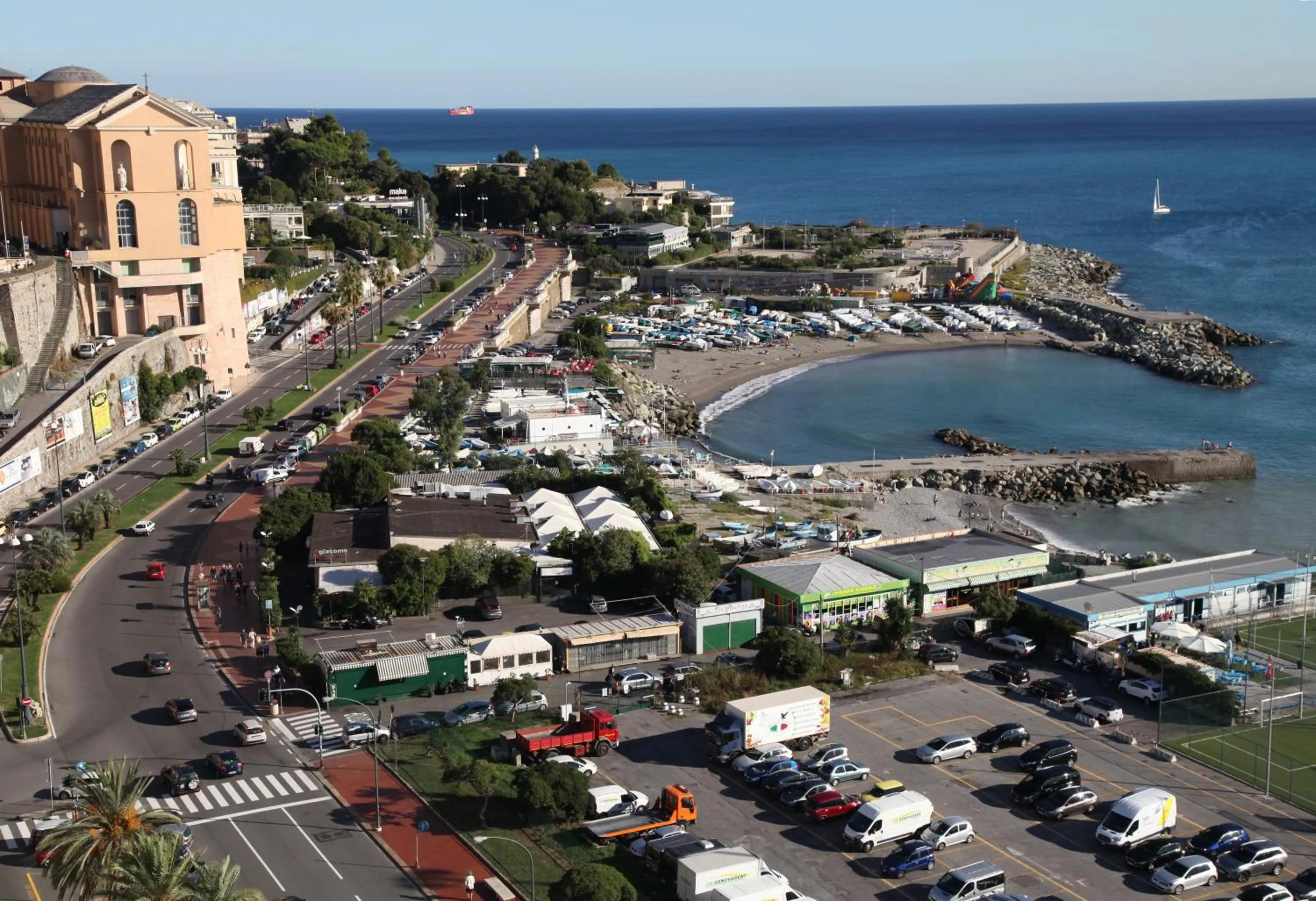 Nearby landmark in Elegante Monolocale Genova