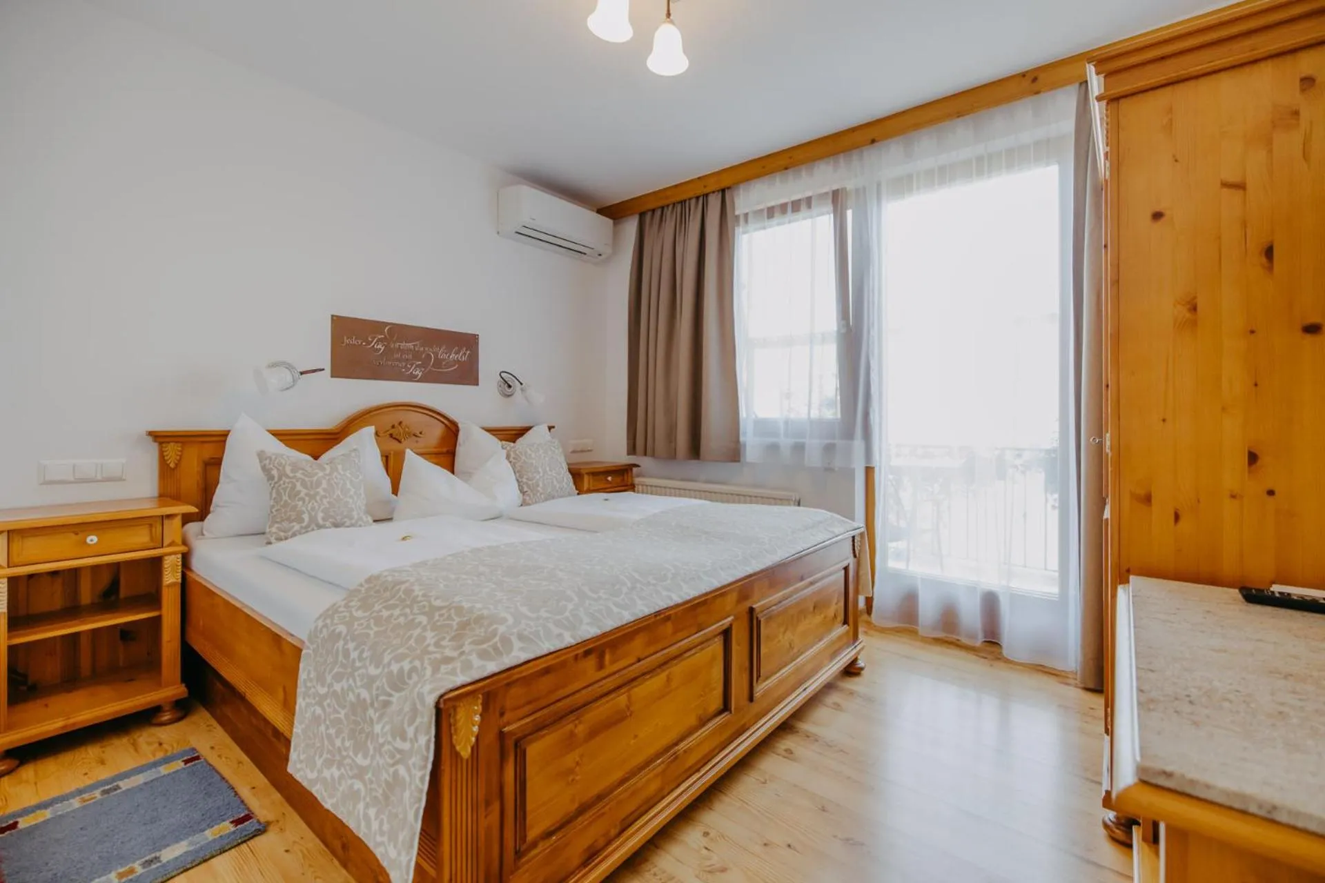 Bed in Weingut und Gästehaus Salzl