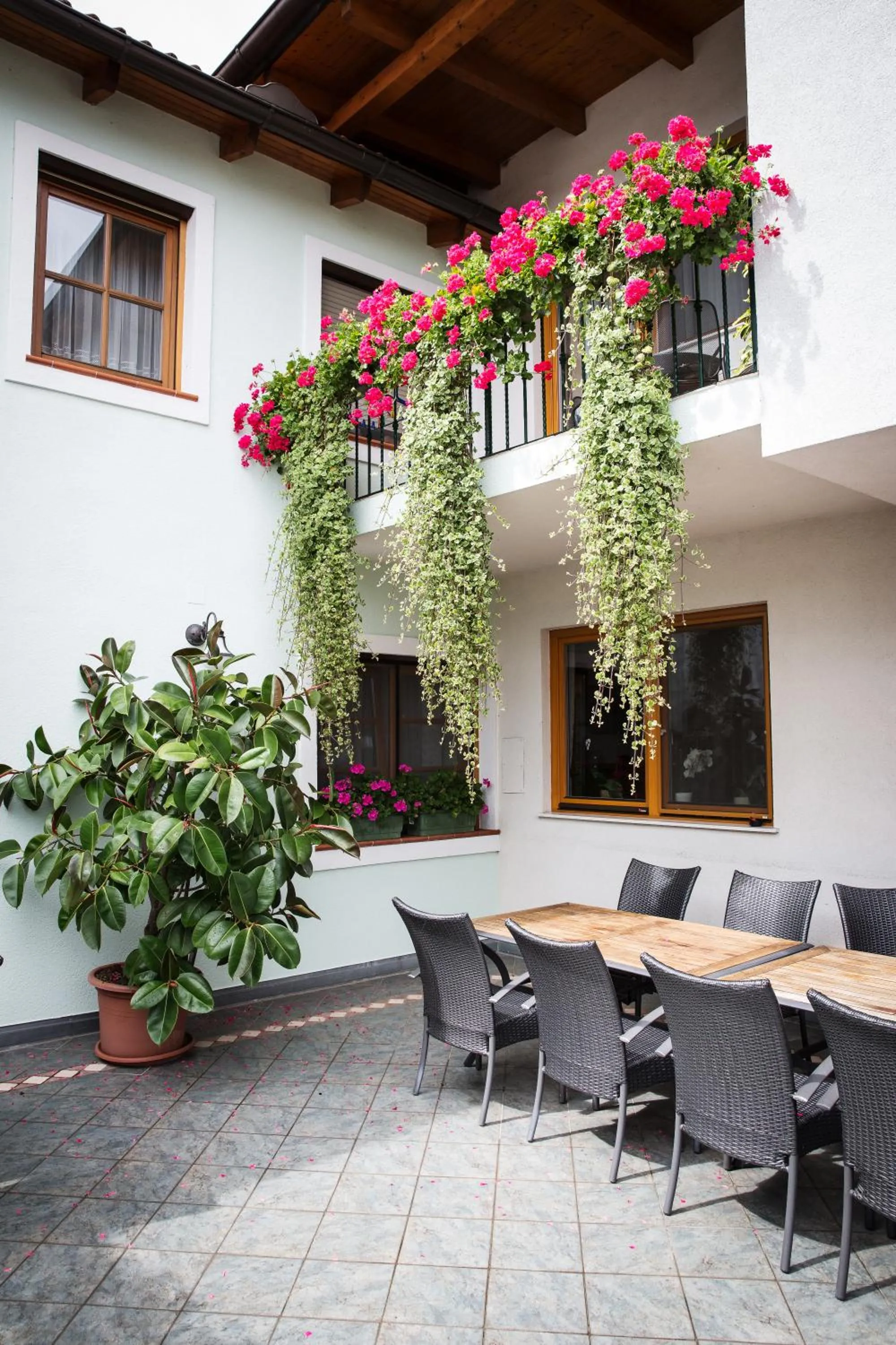 Balcony/Terrace in Weingut und Gästehaus Salzl