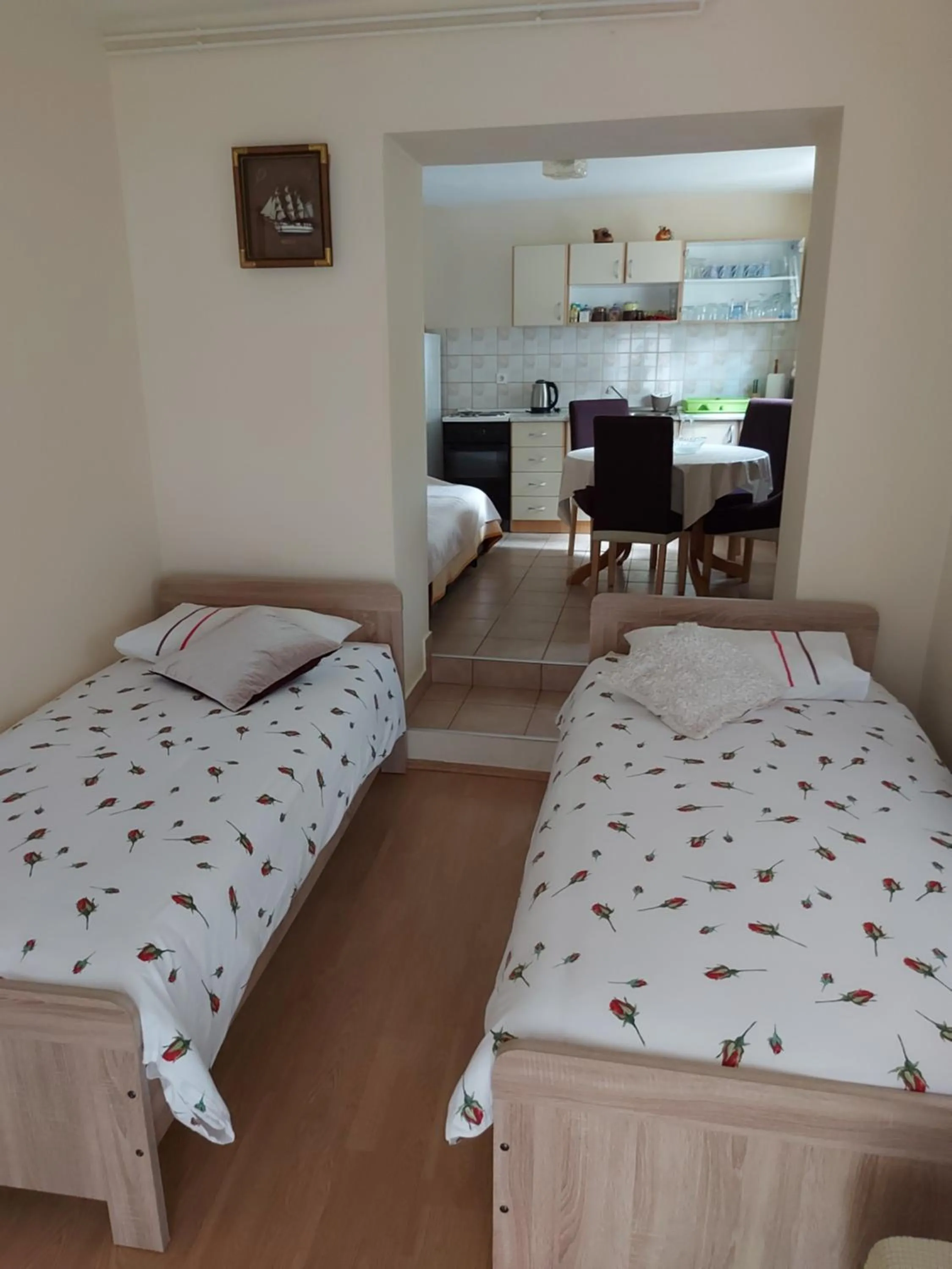 Bed in Apartment Nika