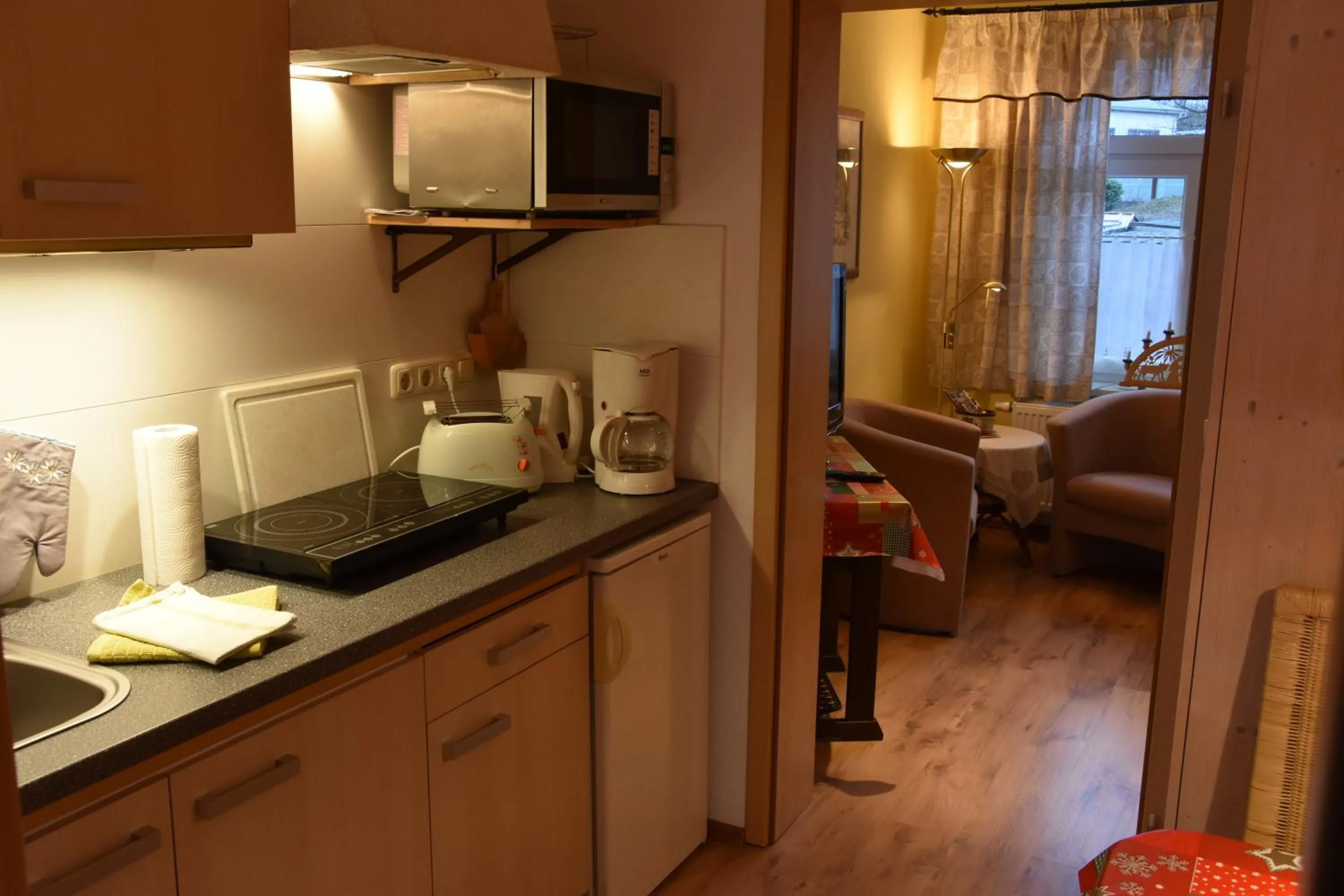 Kitchen or kitchenette in Ferienwohnung Werner