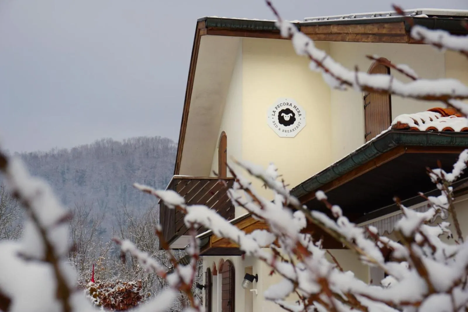 Facade/entrance in B&B La Pecora Nera